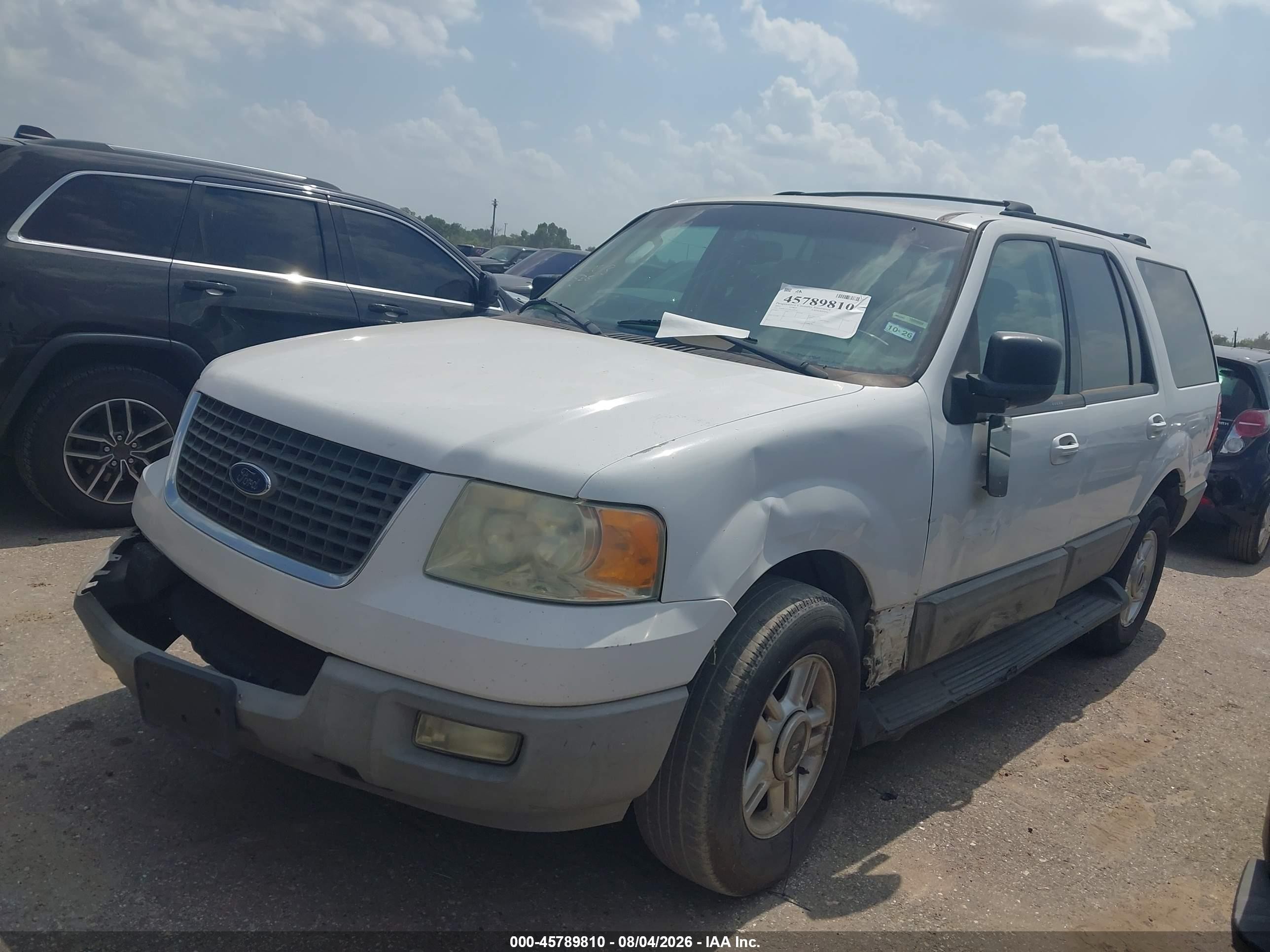 2003 Ford Expedition Xlt Белый vin: 1FMRU15L43LA40715