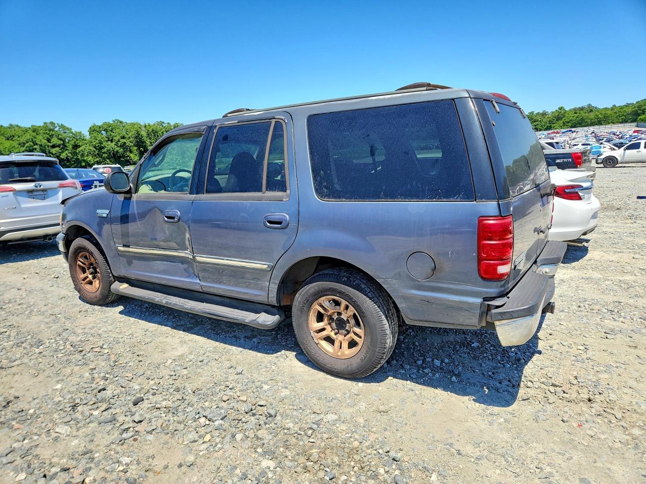 2002 Ford Expedition Xlt Blue vin: 1FMRU15L52LA12761