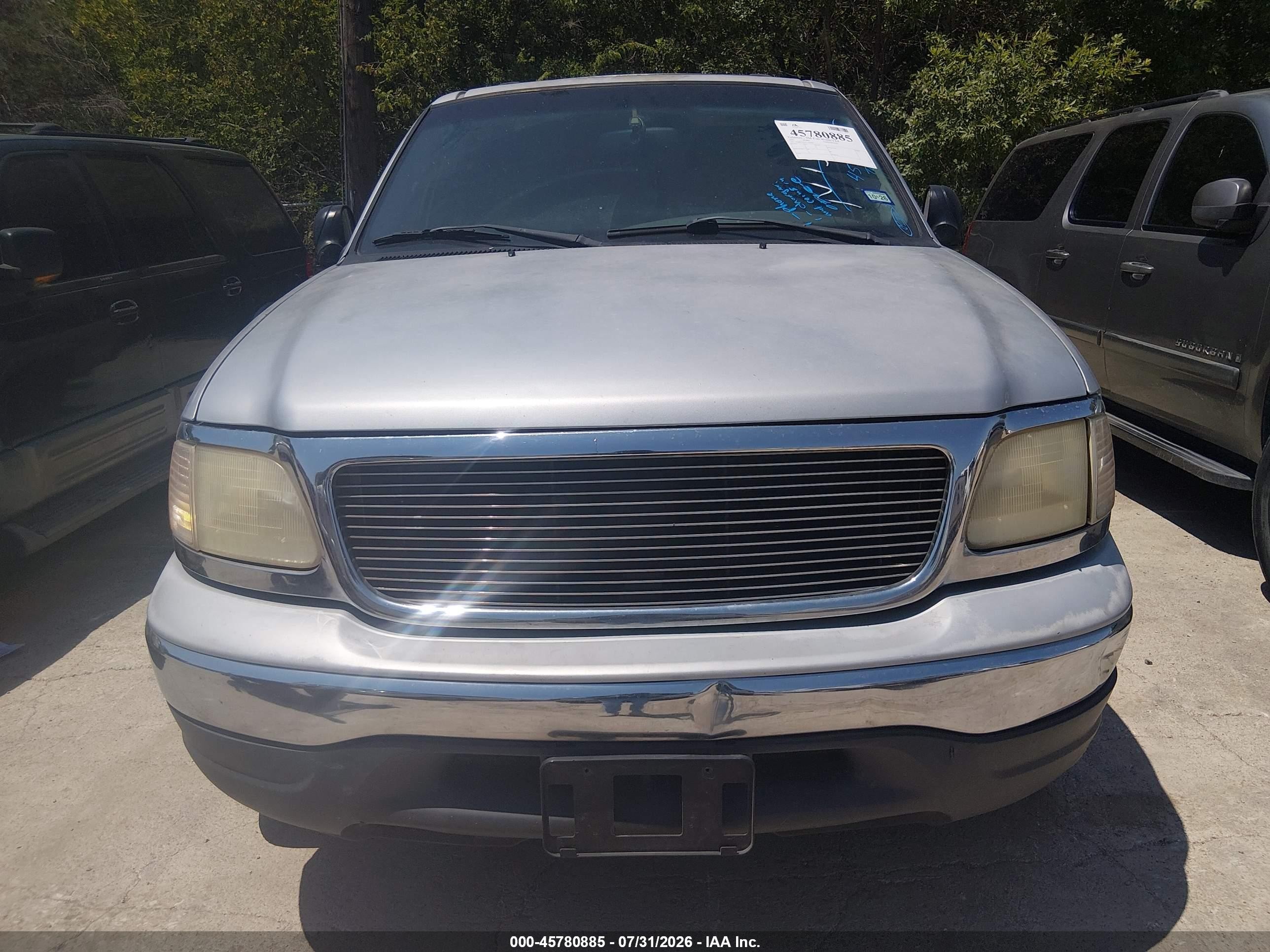 2001 Ford Expedition Xlt Beige vin: 1FMRU15L61LA26540