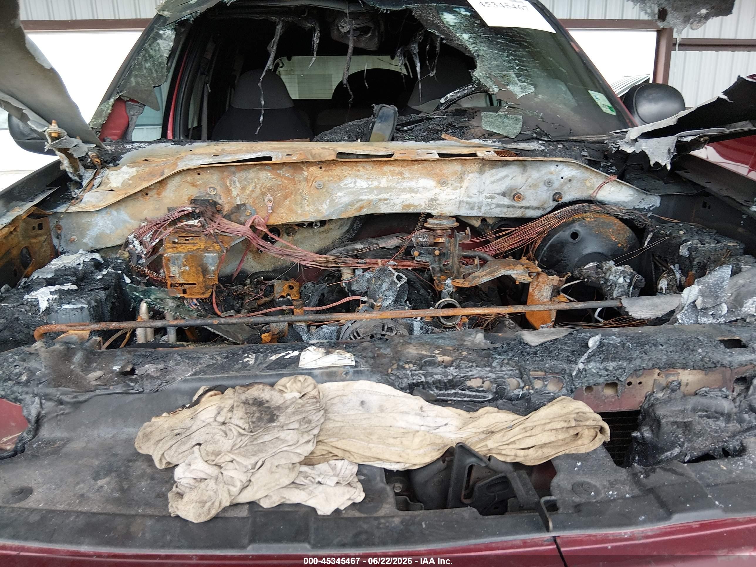 2000 Ford Expedition Xlt Красный vin: 1FMRU15L8YLC45932