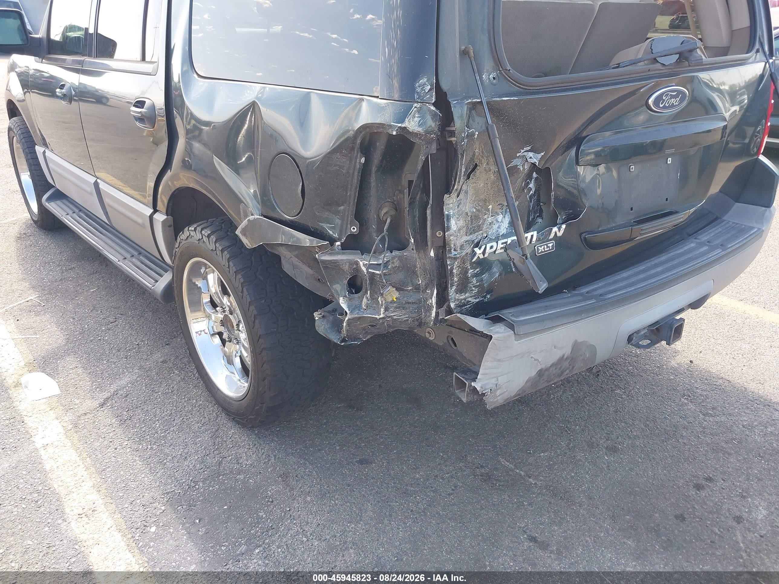 2003 Ford Expedition Xlt Зеленый vin: 1FMRU15L93LA24638