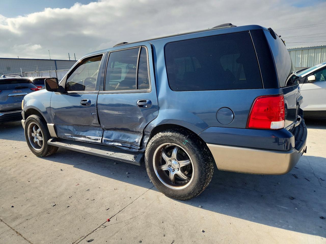 2003 Ford Expedition Xlt Blue vin: 1FMRU15W03LB90749