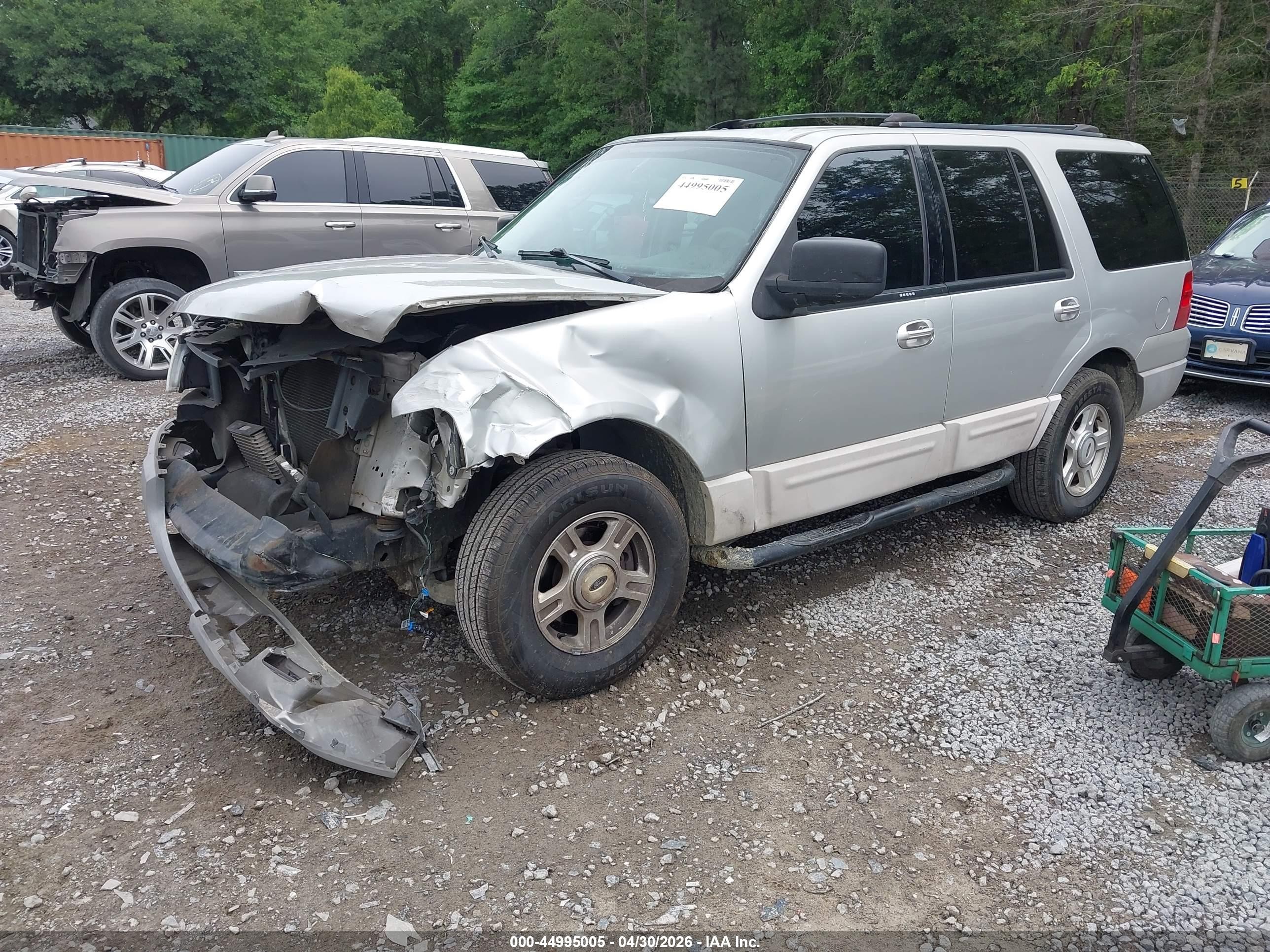 2003 Ford Expedition Xlt Silver vin: 1FMRU15W03LC57138