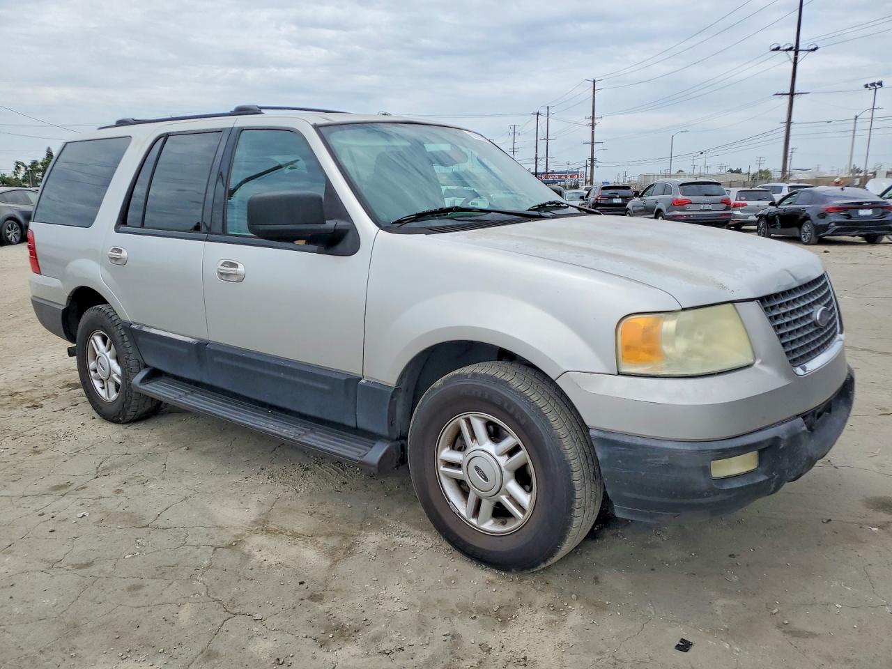 2004 Ford Expedition Xlt Gray vin: 1FMRU15W04LA01969