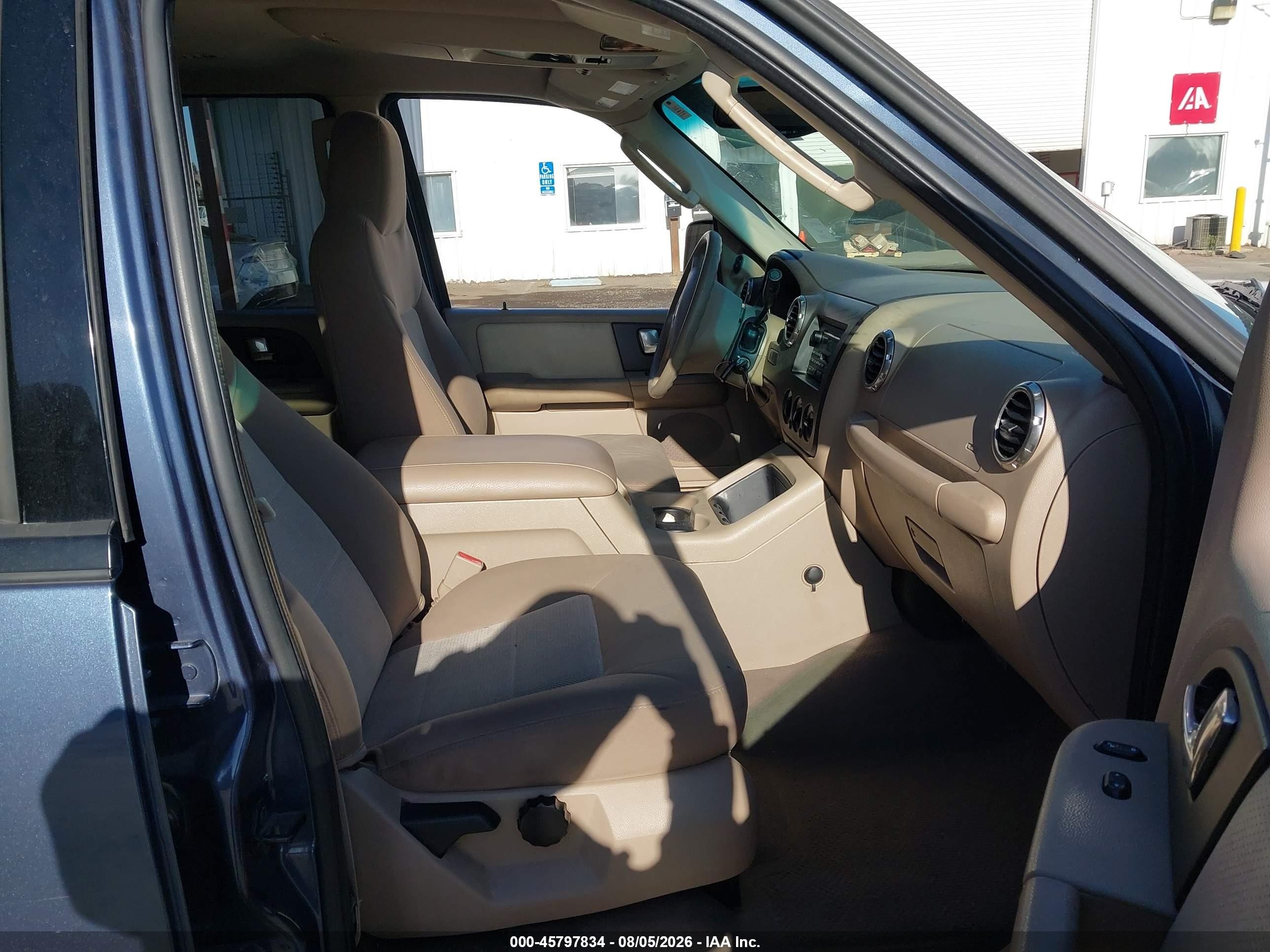2003 Ford Expedition Xlt Blue vin: 1FMRU15W13LB60255