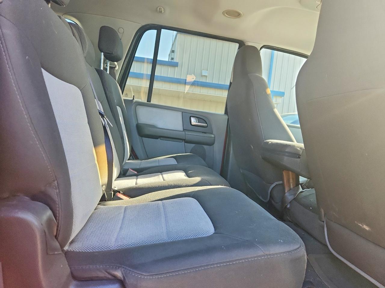 2004 Ford Expedition Xlt Burgundy vin: 1FMRU15W14LA96400
