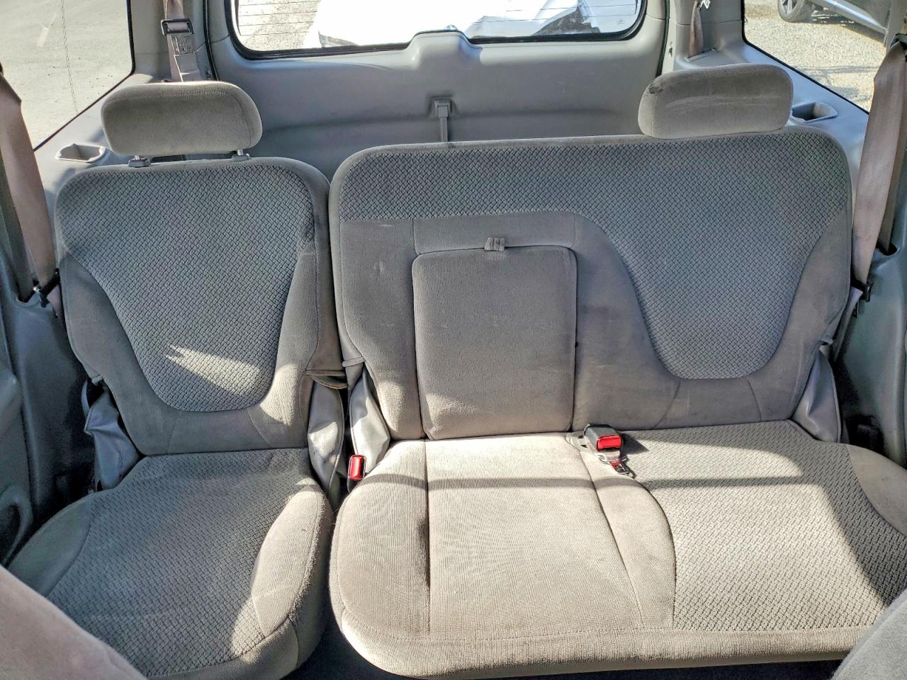 2001 Ford Expedition Xlt White vin: 1FMRU15W21LB78891