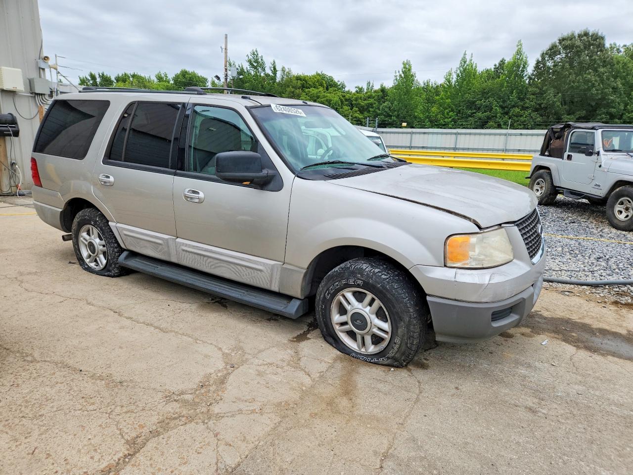 2003 Ford Expedition Xlt Silver vin: 1FMRU15W23LA61069
