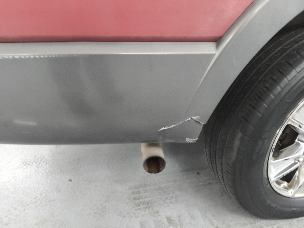 2004 Ford Expedition Xlt Red vin: 1FMRU15W24LB85439 Damage: Rear Bumper/Cover, Broken, Replacement Required
