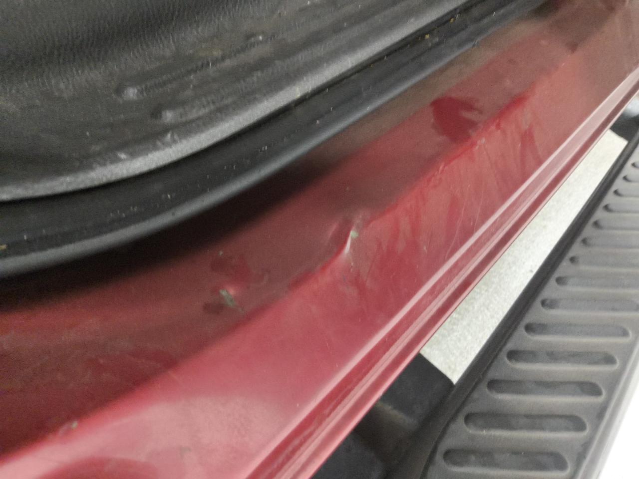 2004 Ford Expedition Xlt Red vin: 1FMRU15W24LB85439 Damage: Right Rocker Panel, Multiple Dents/Paint Damage, 2