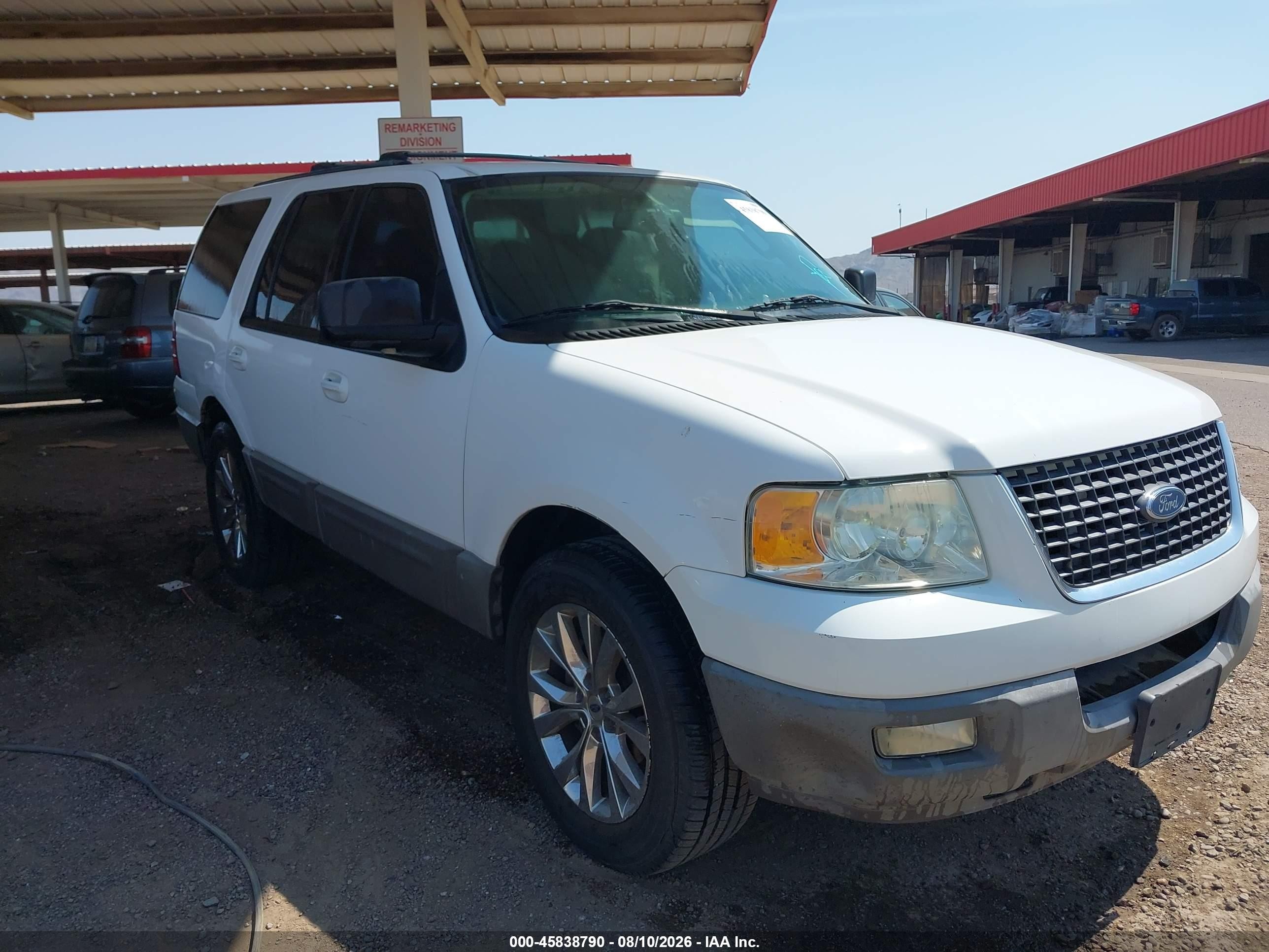 2003 Ford Expedition Xlt White vin: 1FMRU15W33LB95587