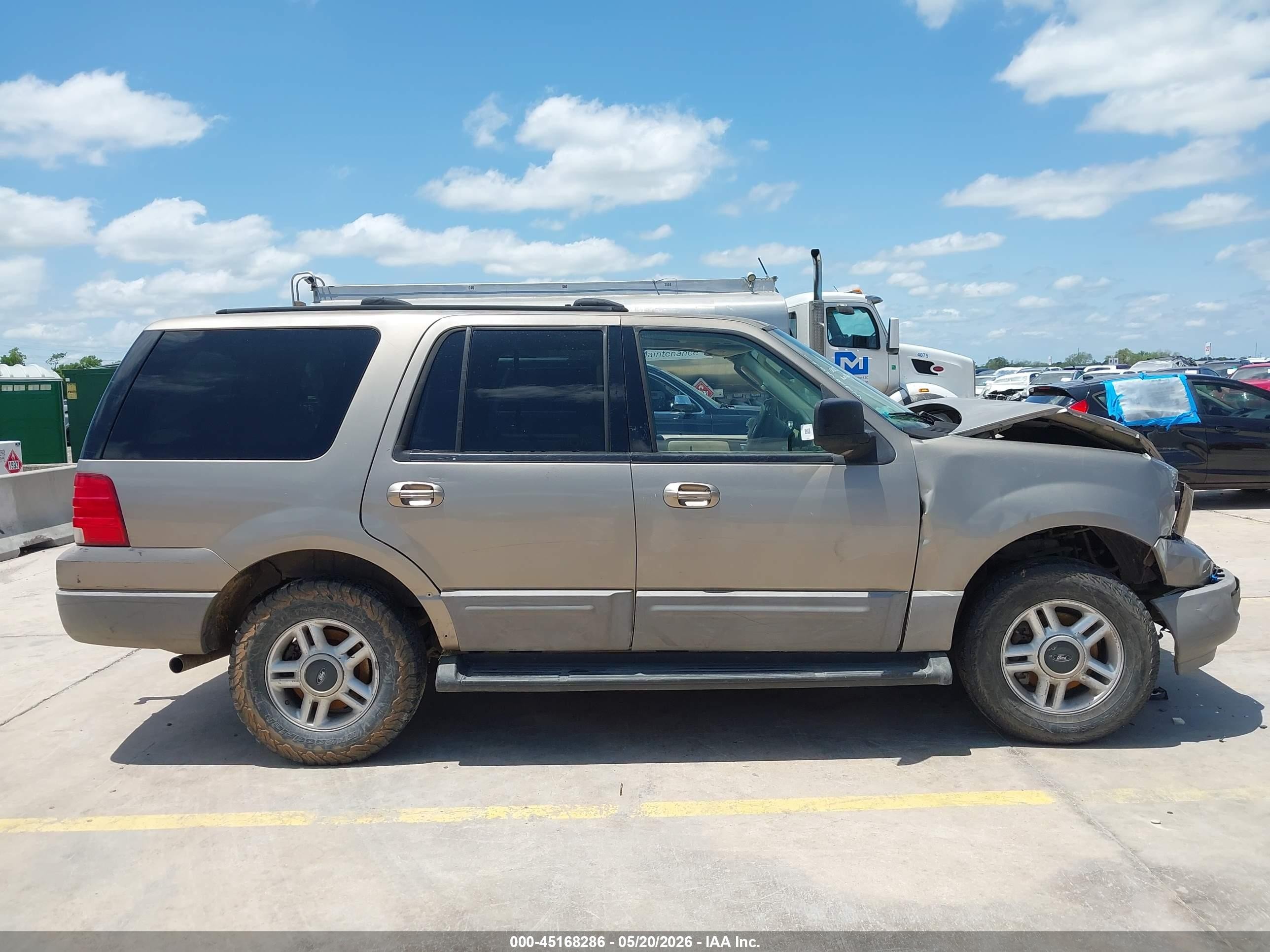 2003 Ford Expedition Xlt Brown vin: 1FMRU15W53LB38937