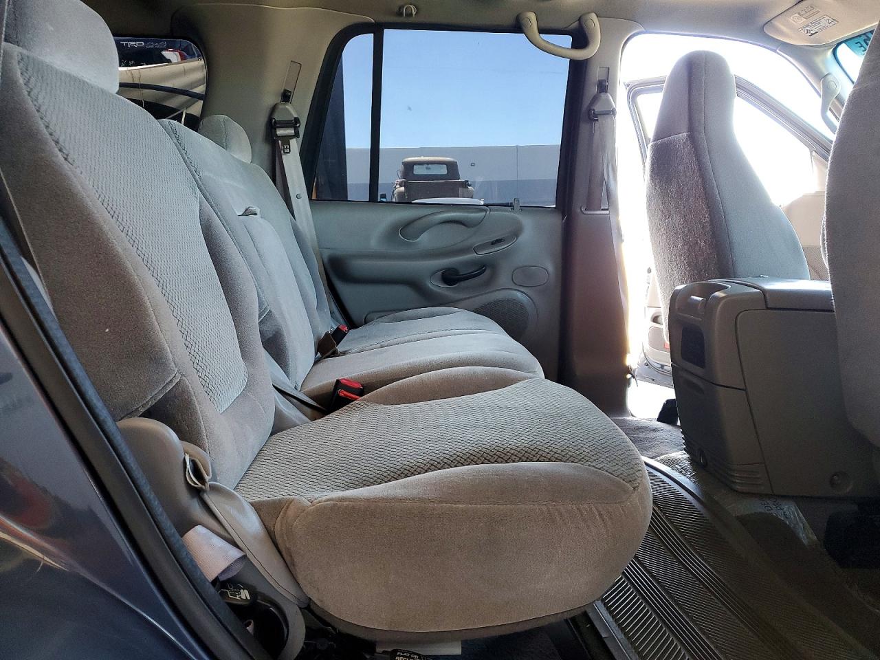 2002 Ford Expedition Xlt Blue vin: 1FMRU15W62LA46377