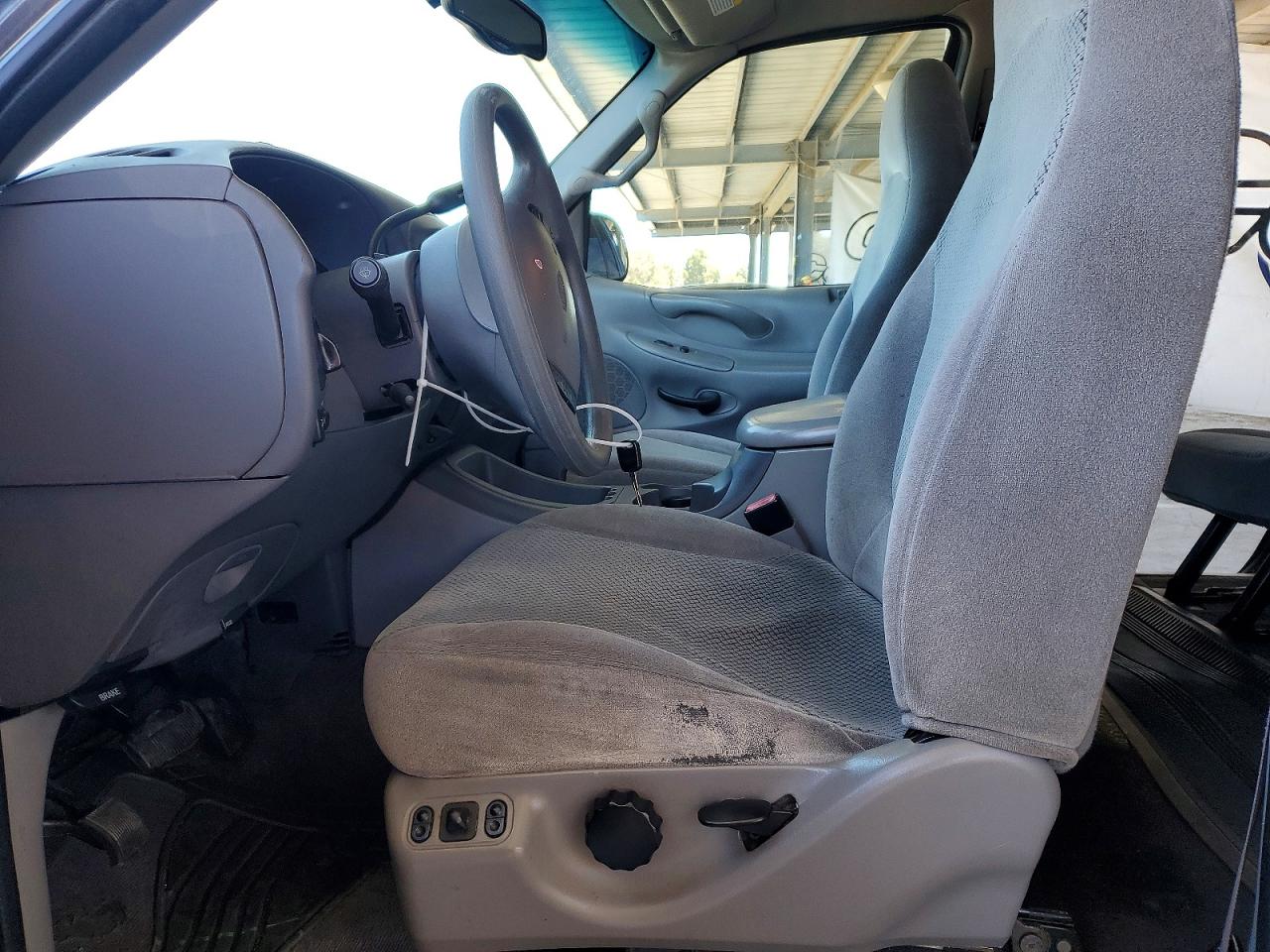 2002 Ford Expedition Xlt Blue vin: 1FMRU15W62LA46377