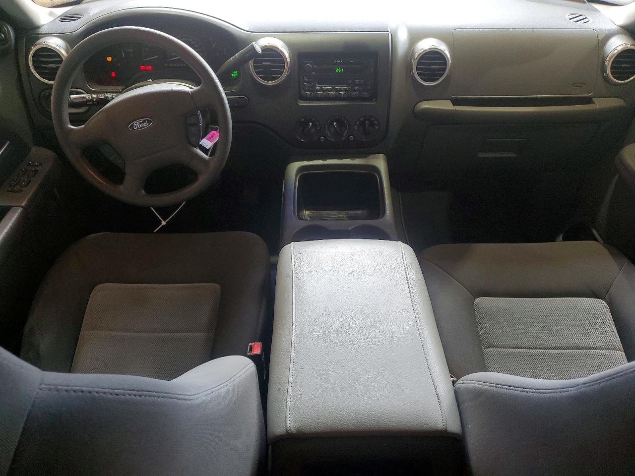 2003 Ford Expedition Xlt White vin: 1FMRU15W63LA83012