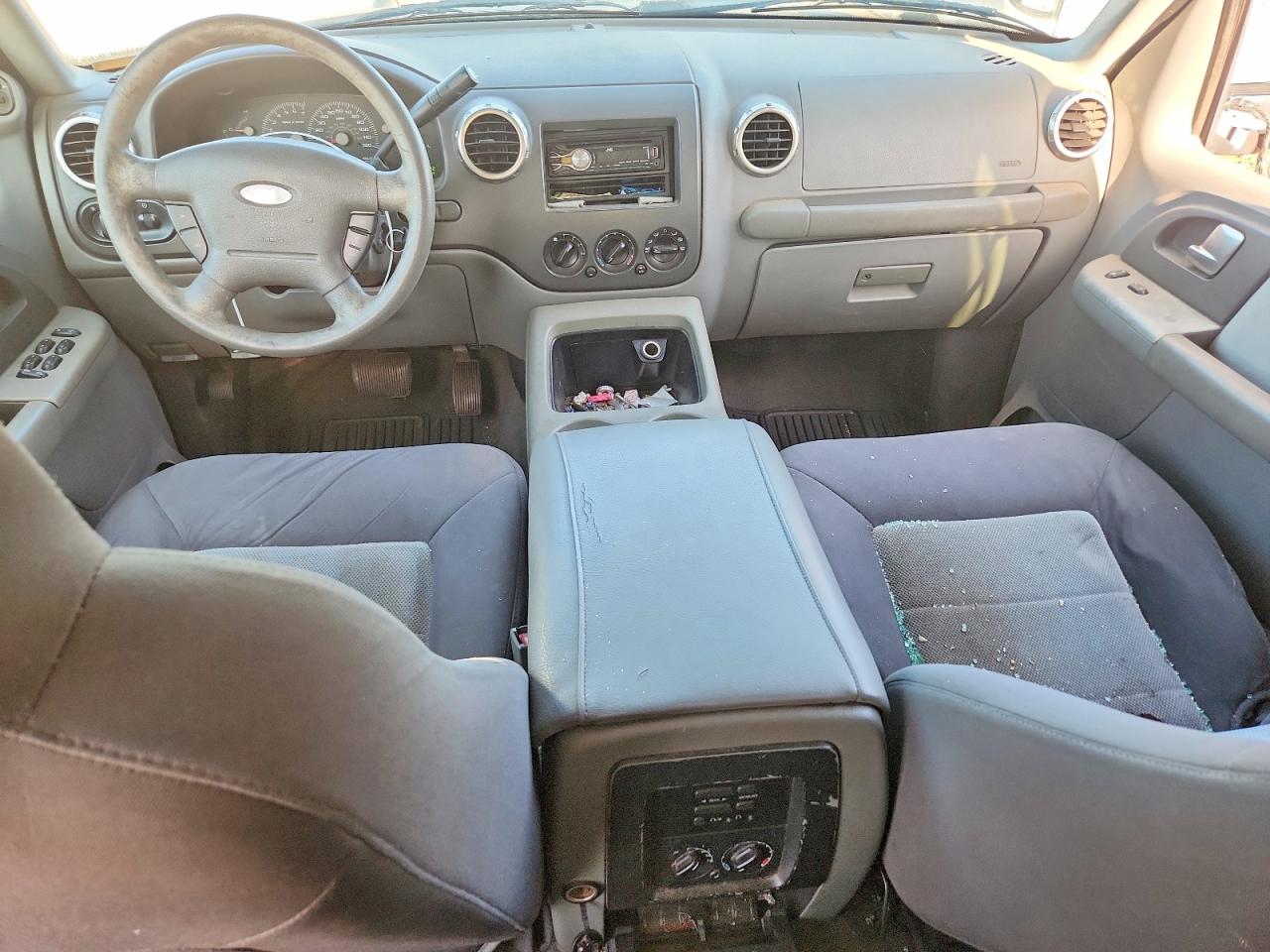 2004 Ford Expedition Xlt Blue vin: 1FMRU15W64LA37052