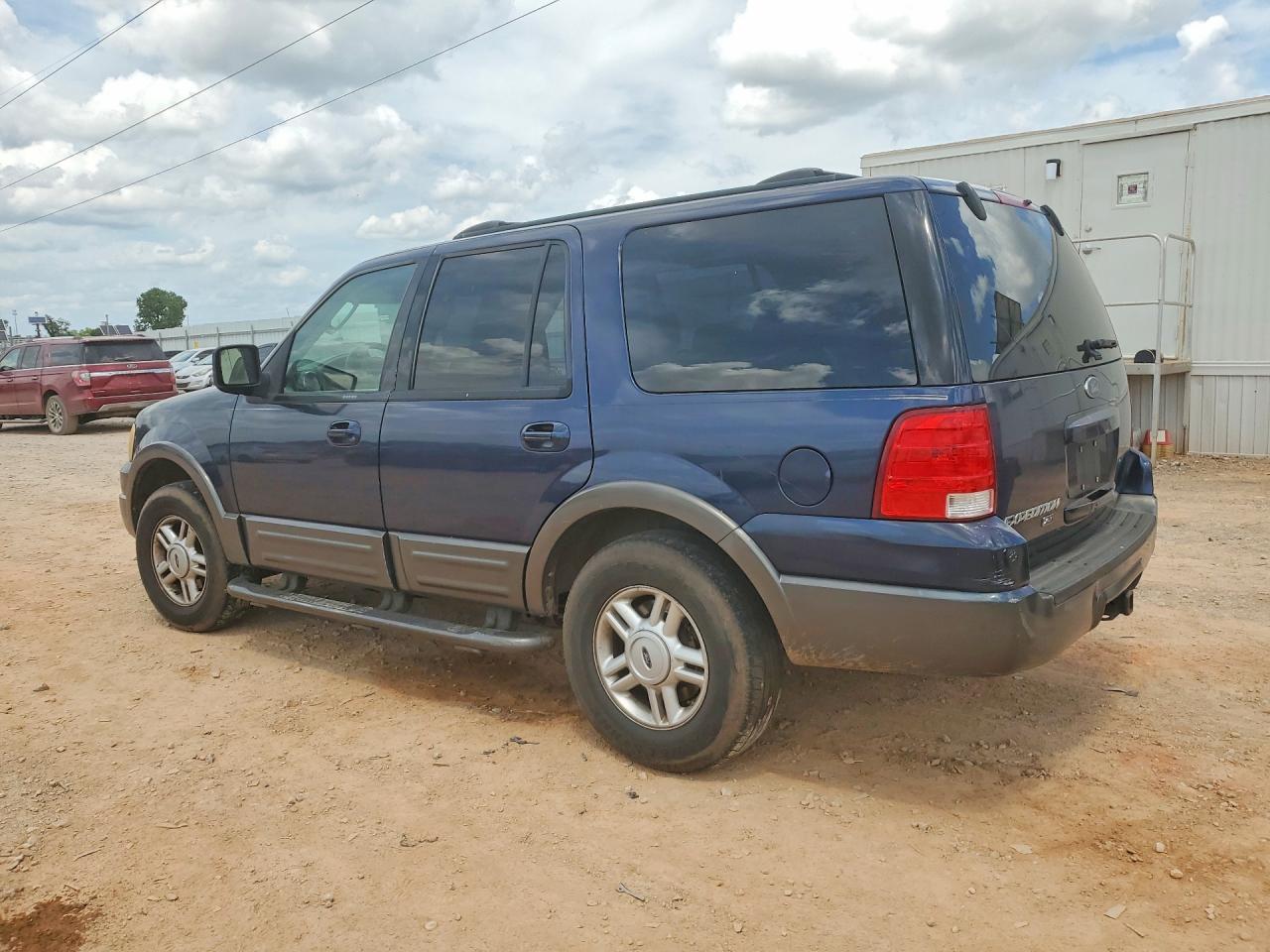 2004 Ford Expedition Xlt Blue vin: 1FMRU15W64LA37052