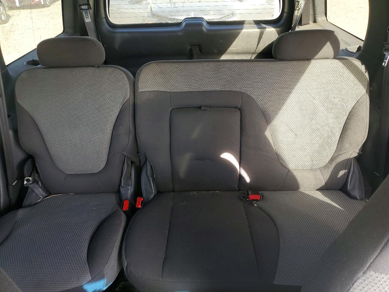 2001 Ford Expedition White vin: 1FMRU15W71LB42260