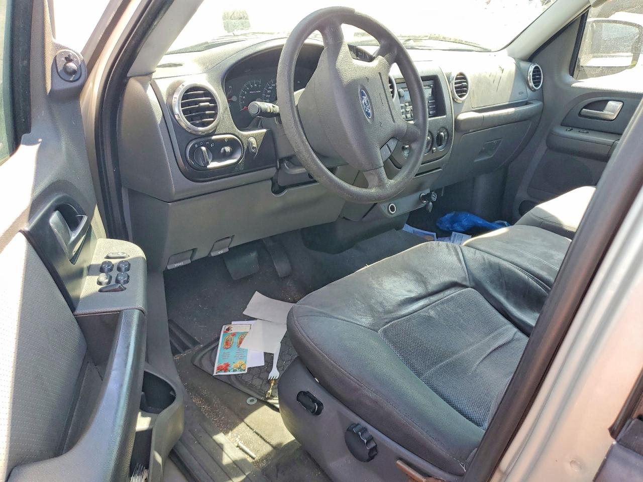2003 Ford Expedition Xlt Silver vin: 1FMRU15W73LB78565