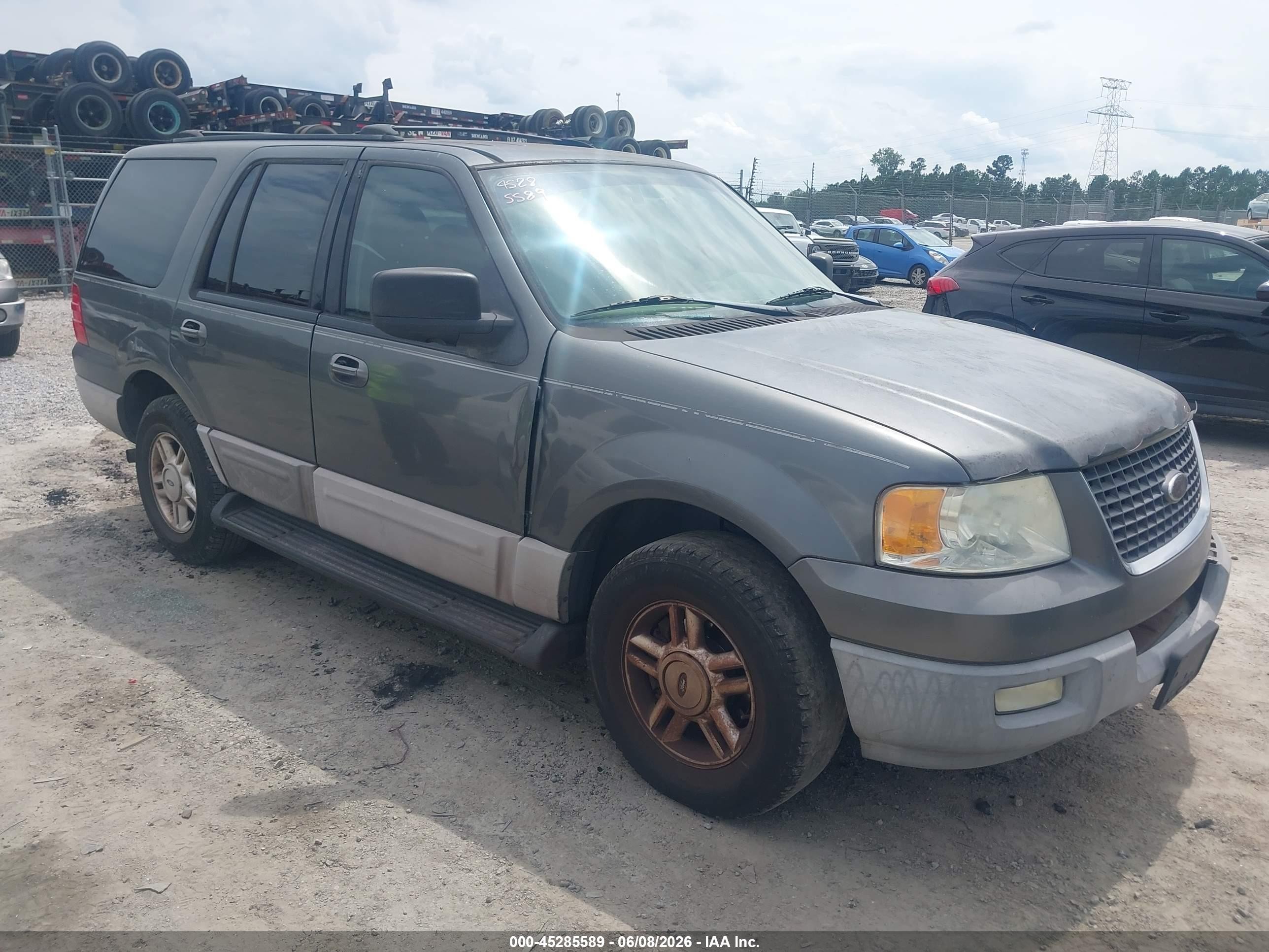2003 Ford Expedition Xlt Gray vin: 1FMRU15W73LC21110