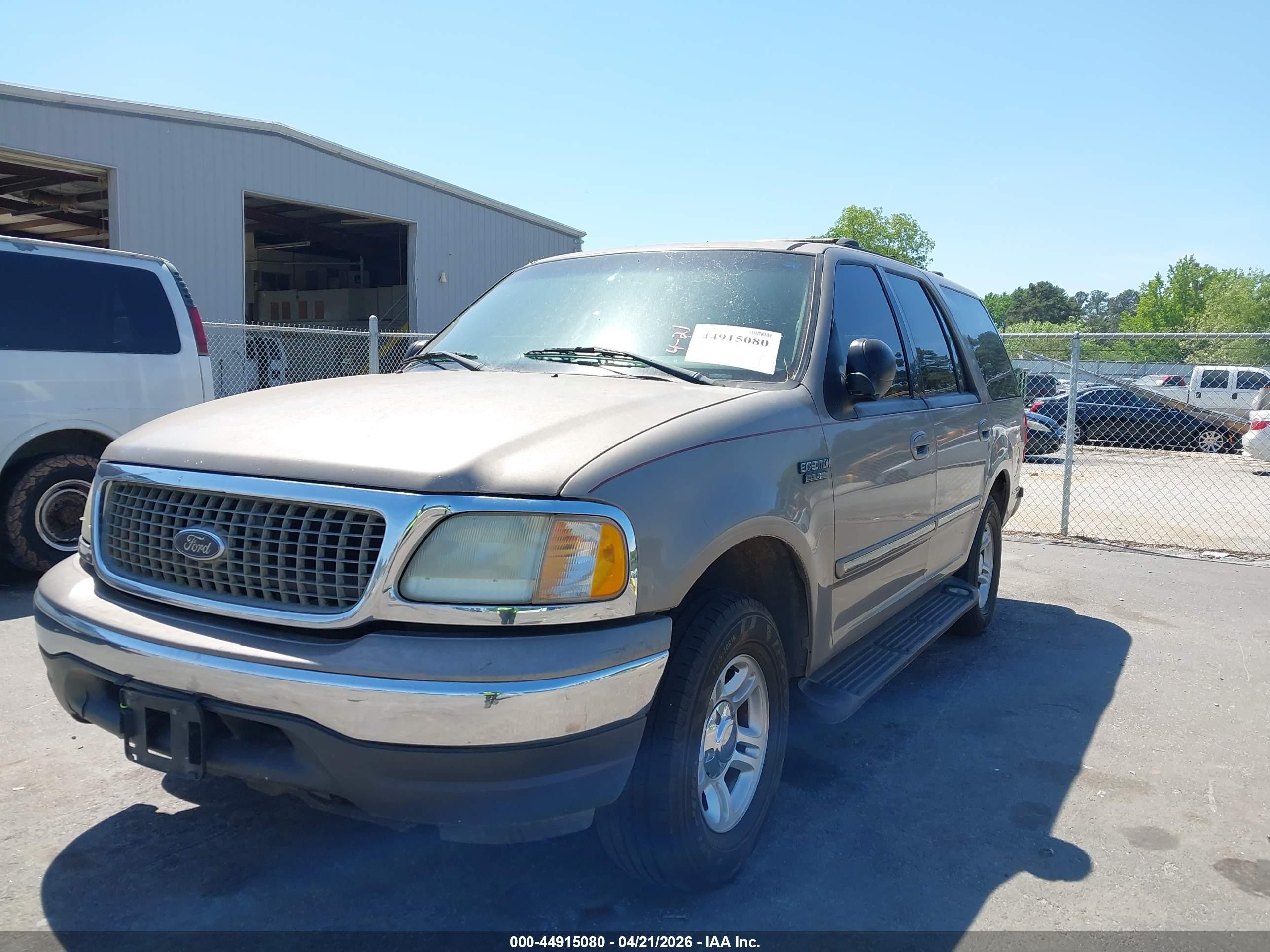 2001 Ford Expedition Xlt Tan vin: 1FMRU15W91LB74935