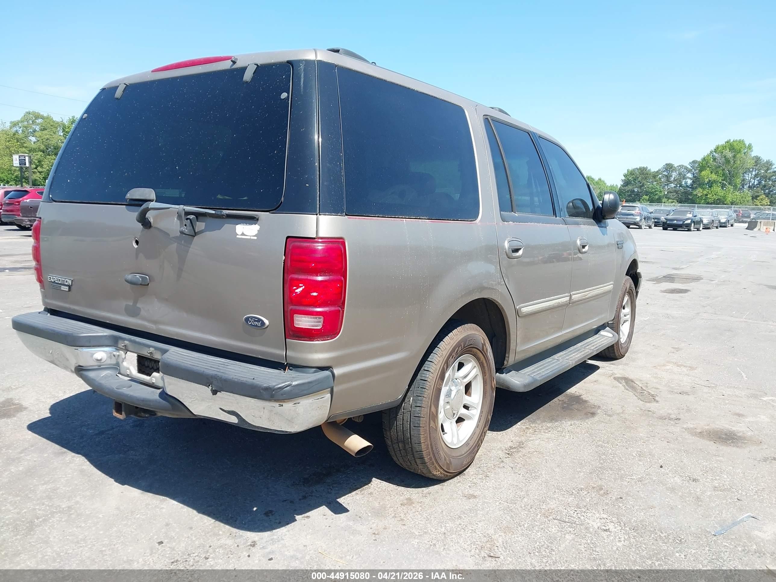 2001 Ford Expedition Xlt Tan vin: 1FMRU15W91LB74935