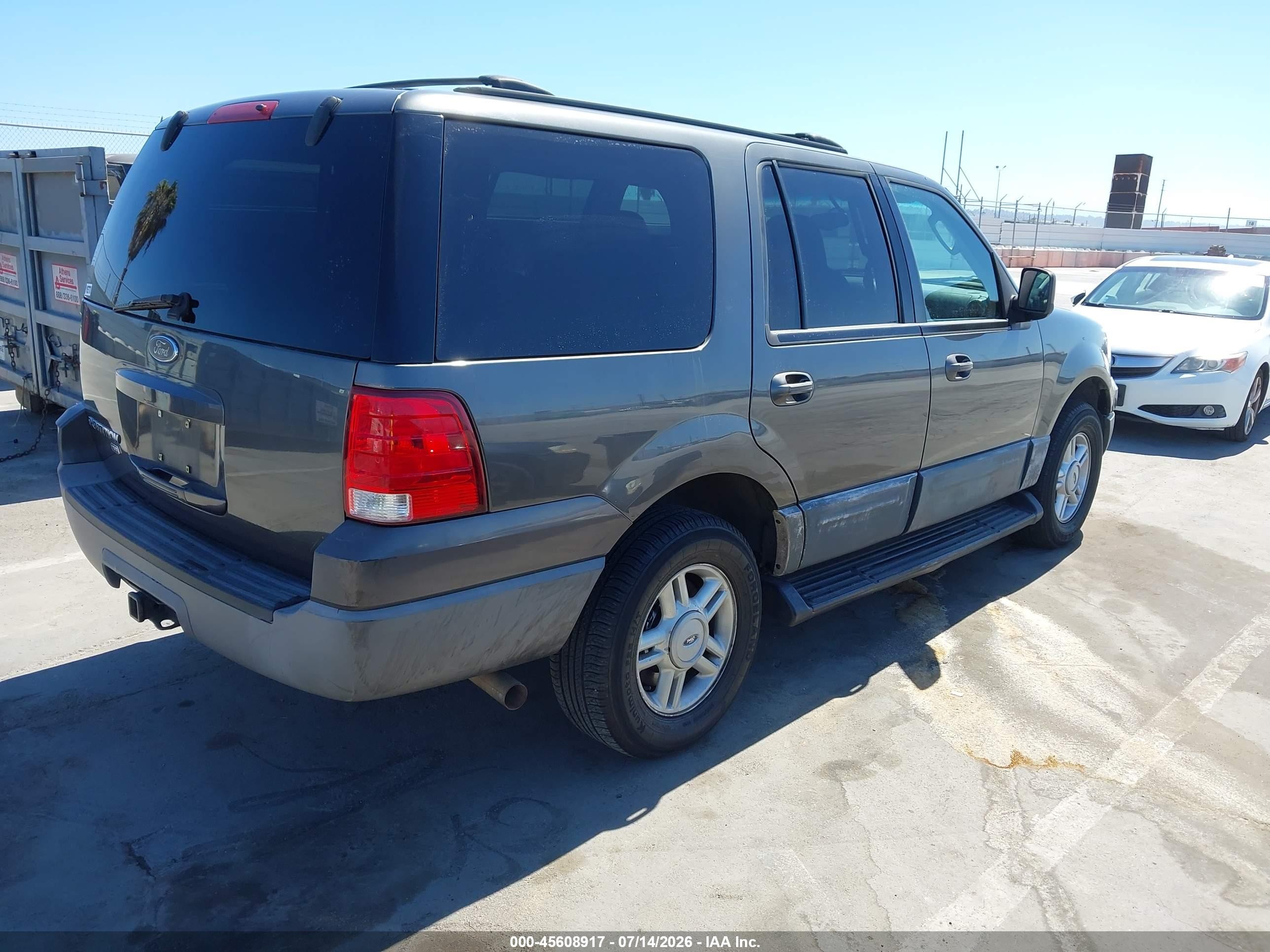 2003 Ford Expedition Xlt Gray vin: 1FMRU15W93LC19472