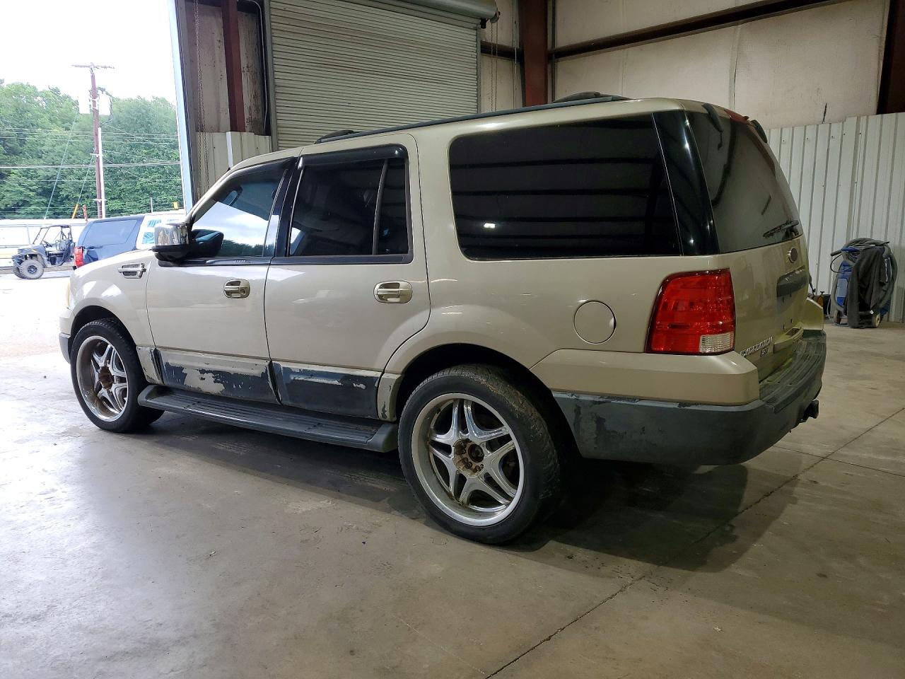2004 Ford Expedition Xlt Beige vin: 1FMRU15WX4LA67106
