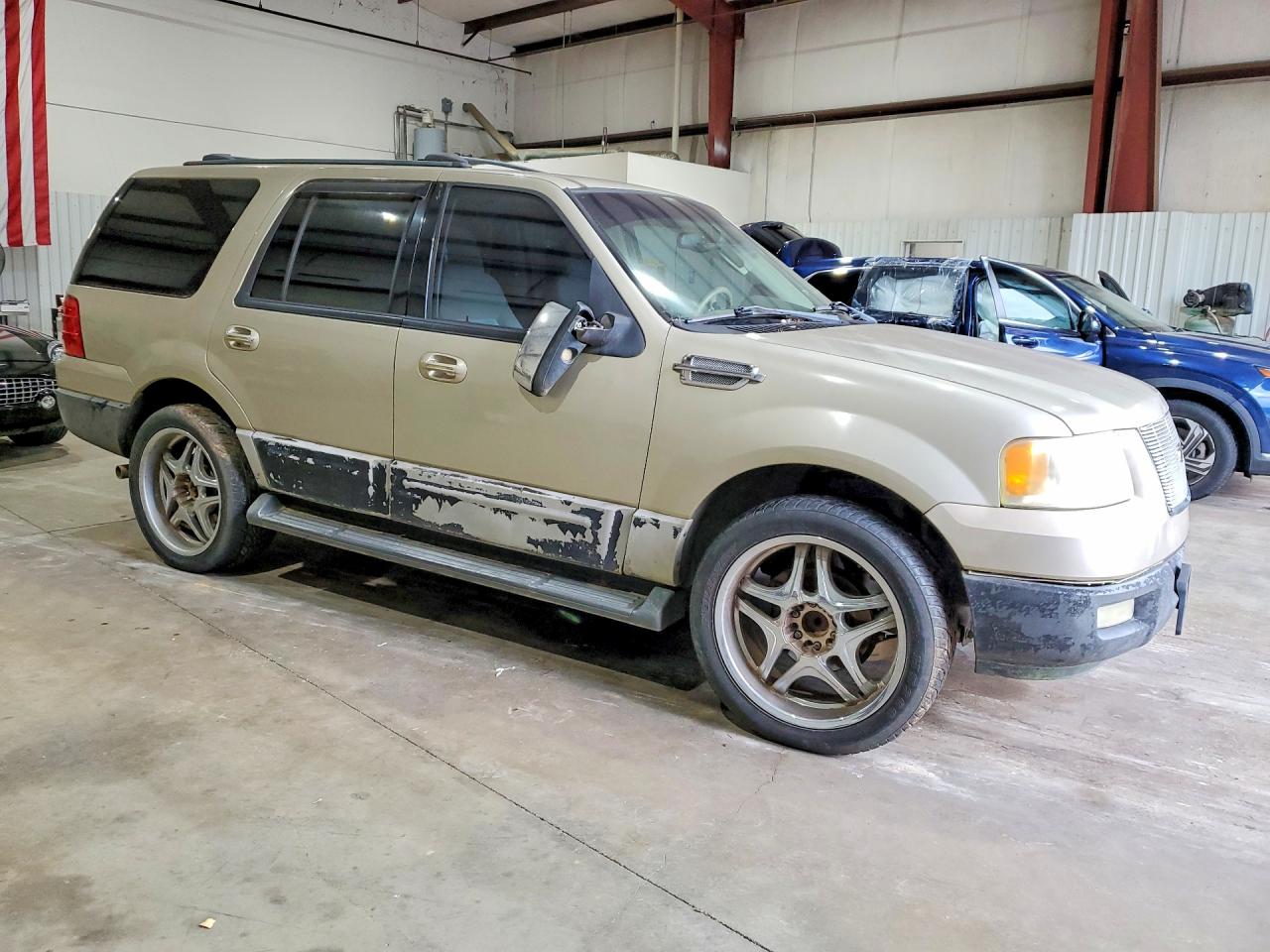 2004 Ford Expedition Xlt Beige vin: 1FMRU15WX4LA67106
