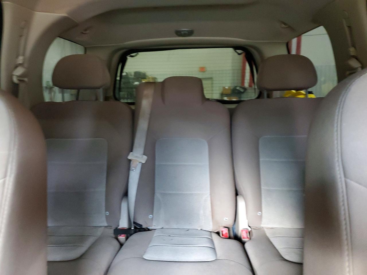 2004 Ford Expedition Xlt Beige vin: 1FMRU15WX4LA67106