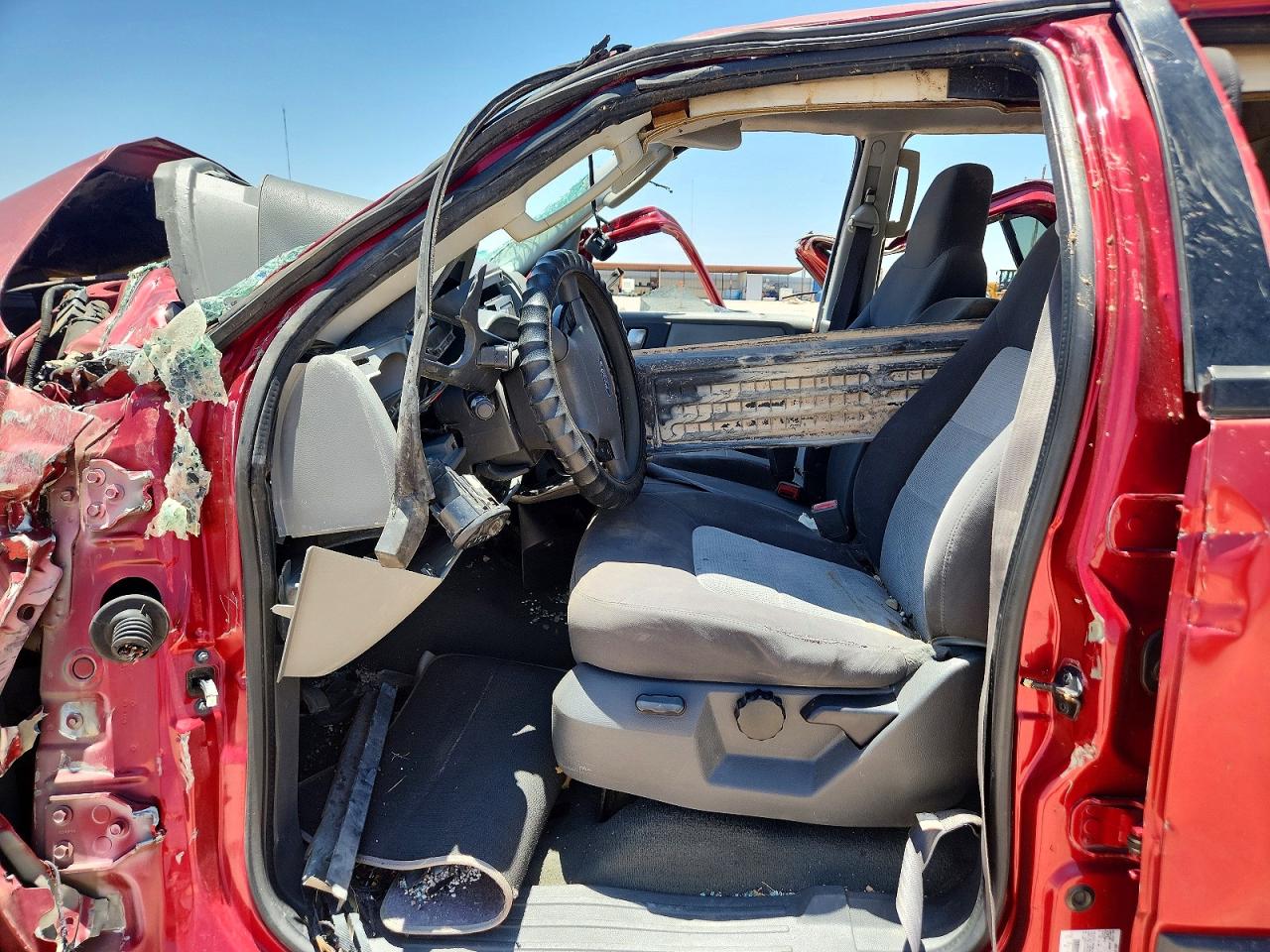 2004 Ford Expedition Xlt Red vin: 1FMRU15WX4LB61826