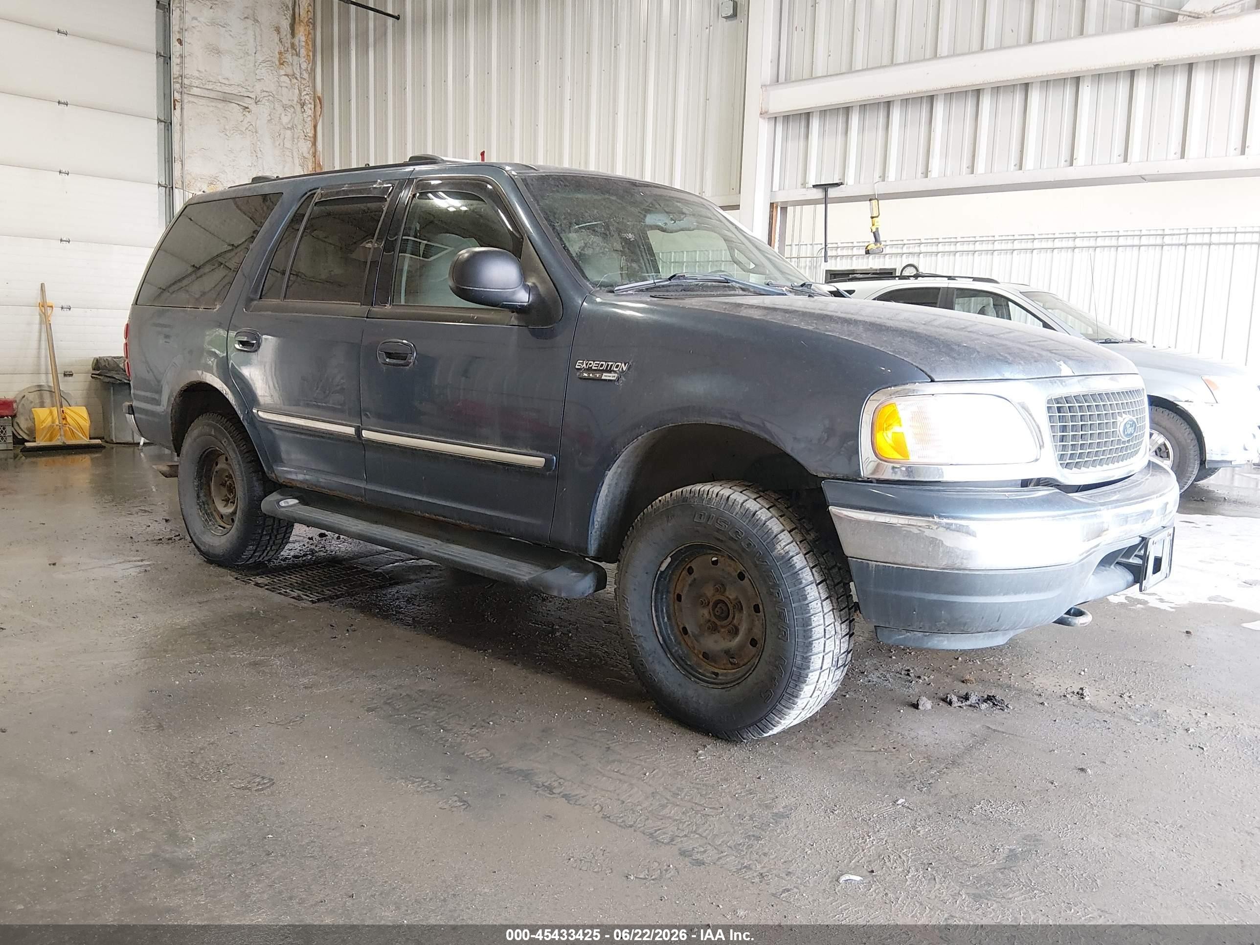 2001 Ford Expedition Xlt Blue vin: 1FMRU16WX1LB13222
