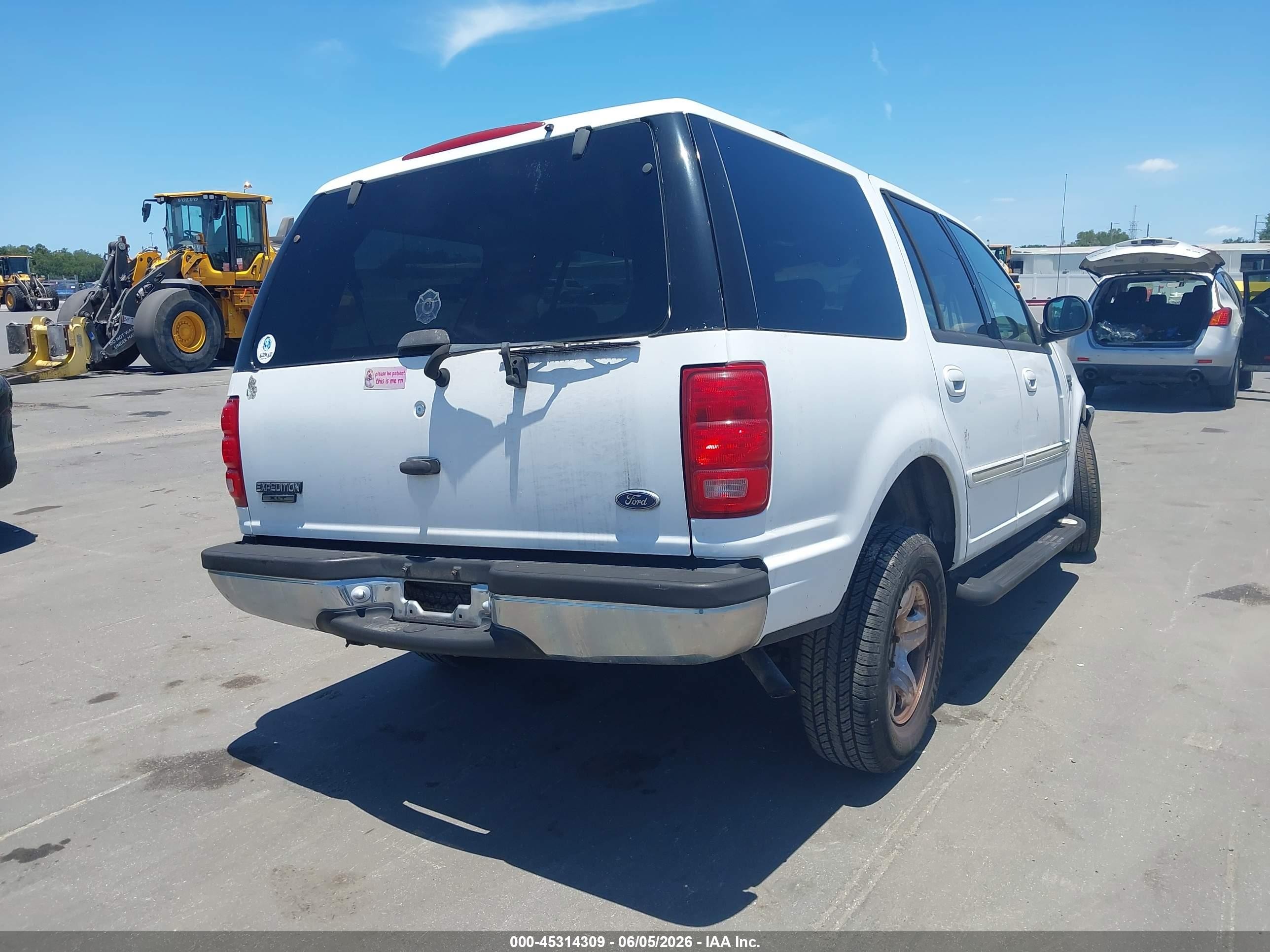 1998 Ford Expedition Eddie Bauer/xlt White vin: 1FMRU1760WLB87805