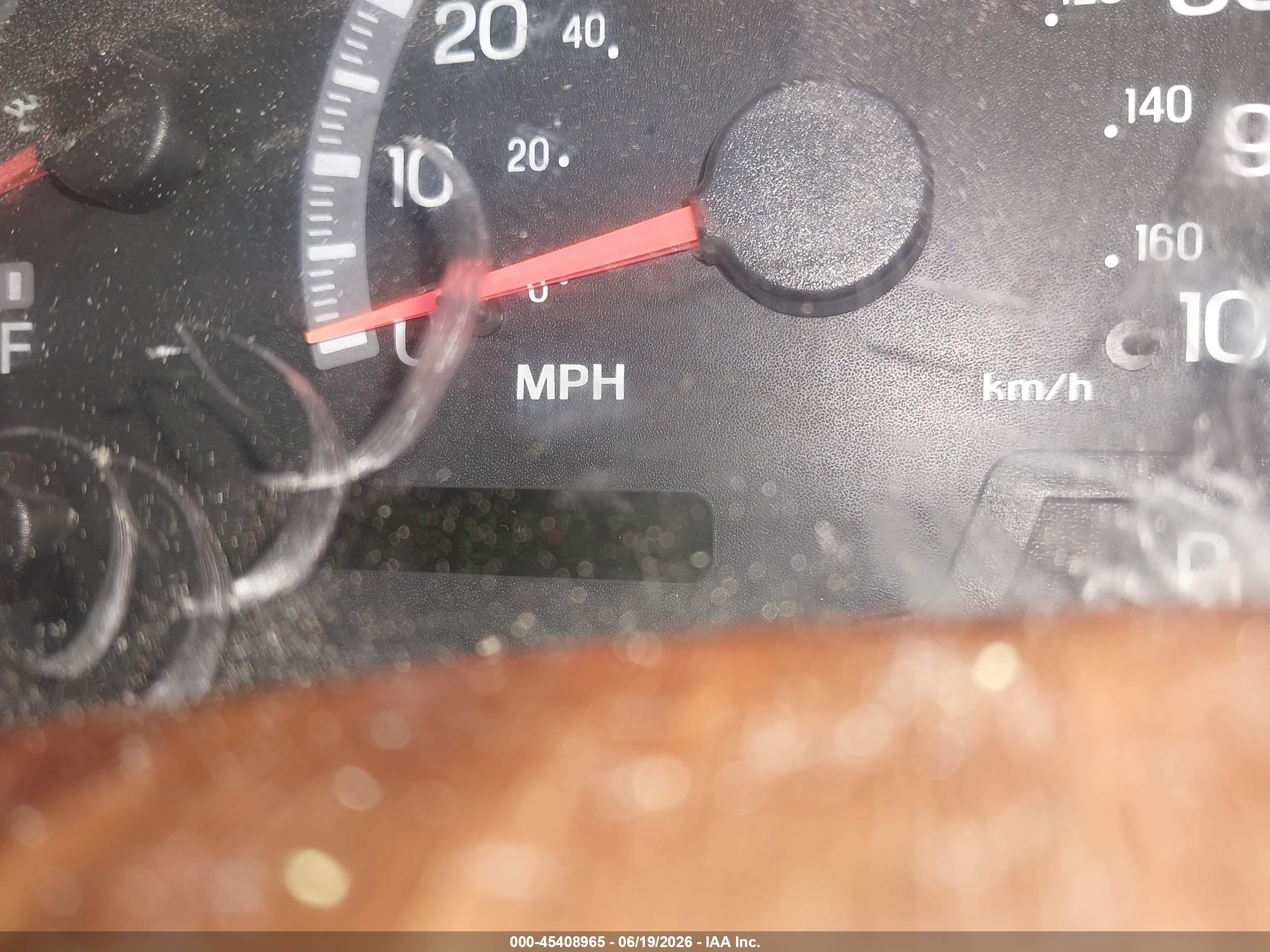 1999 Ford Expedition Eddie Bauer/xlt Gold vin: 1FMRU1760XLB88793