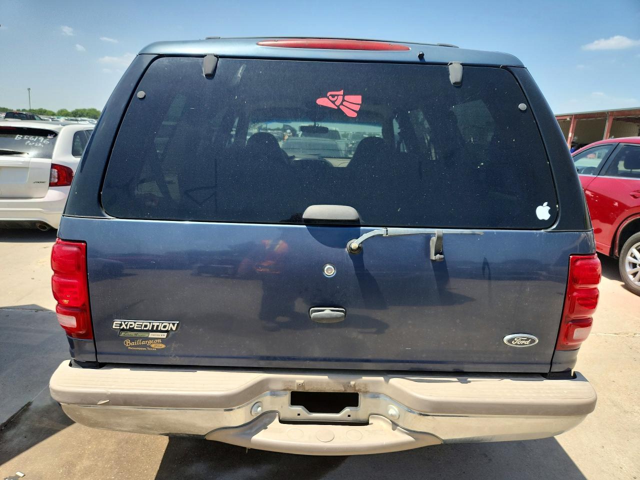1999 Ford Expedition Blue vin: 1FMRU1761XLB47170