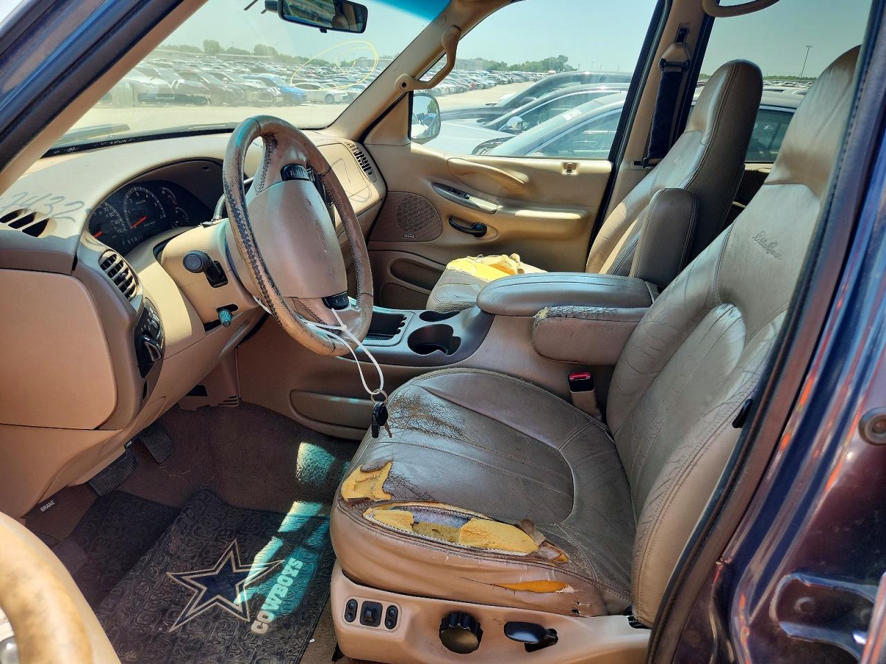 1999 Ford Expedition Blue vin: 1FMRU1761XLB47170