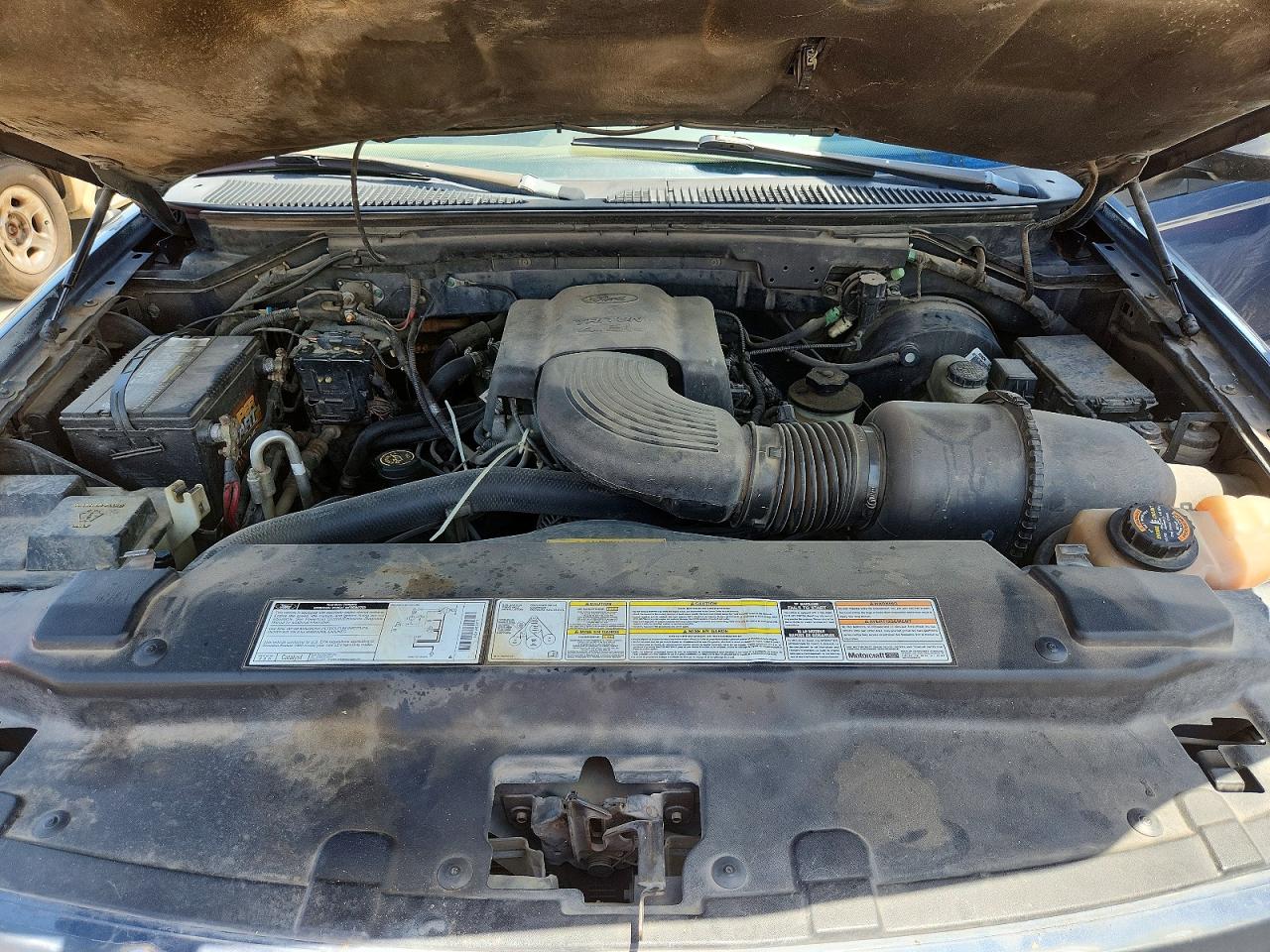 1999 Ford Expedition Blue vin: 1FMRU1761XLB47170