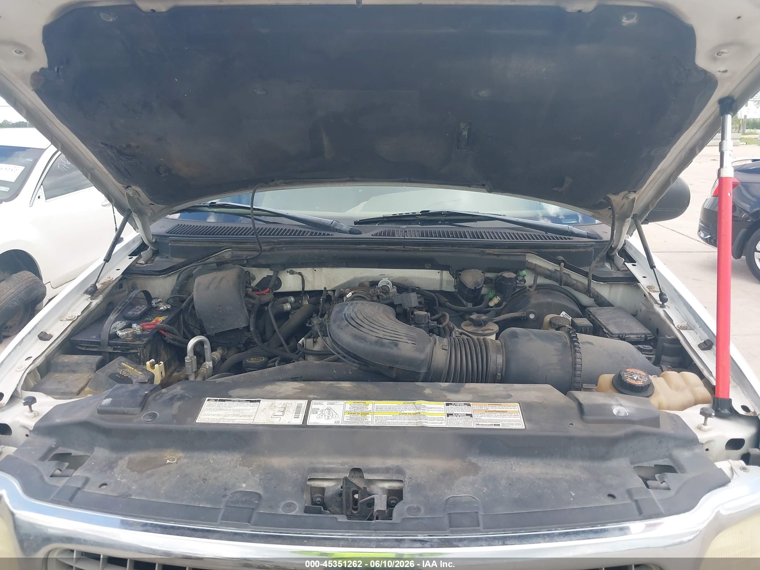 1999 Ford Expedition Eddie Bauer/xlt White vin: 1FMRU1767XLA69008