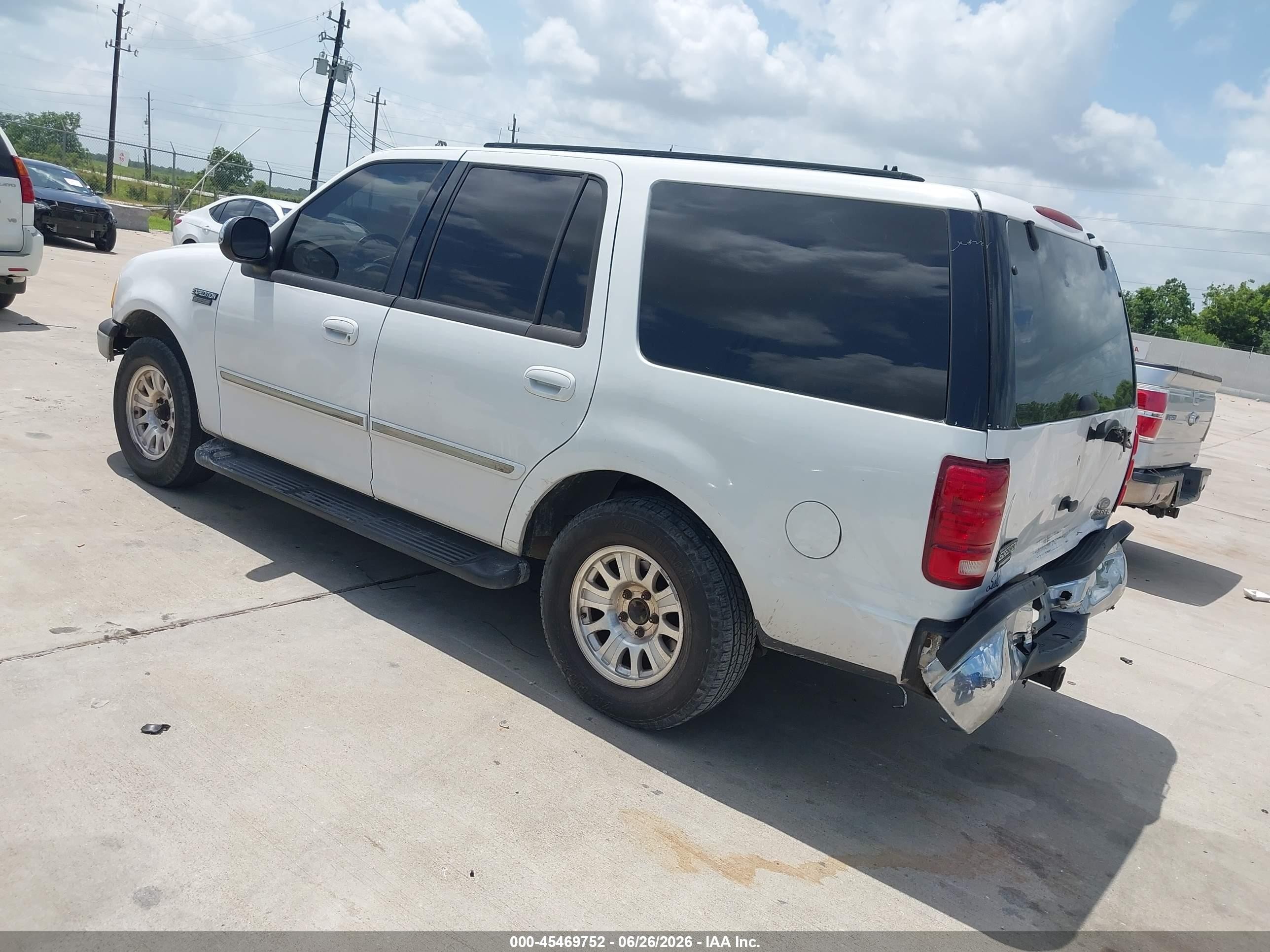 1998 Ford Expedition Eddie Bauer/xlt White vin: 1FMRU1769WLA49406