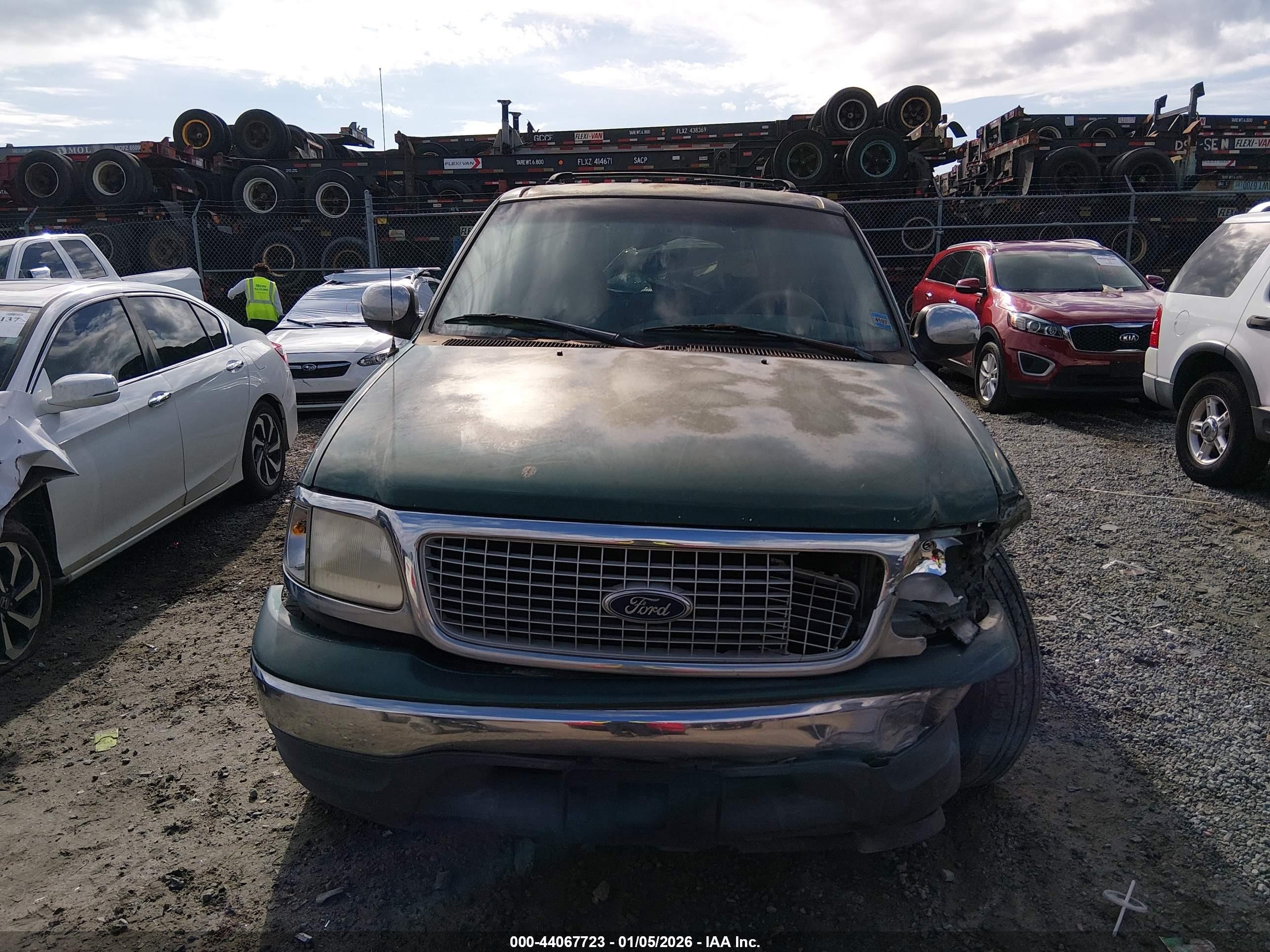 1999 Ford Expedition Eddie Bauer/xlt Green vin: 1FMRU1769XLA04290