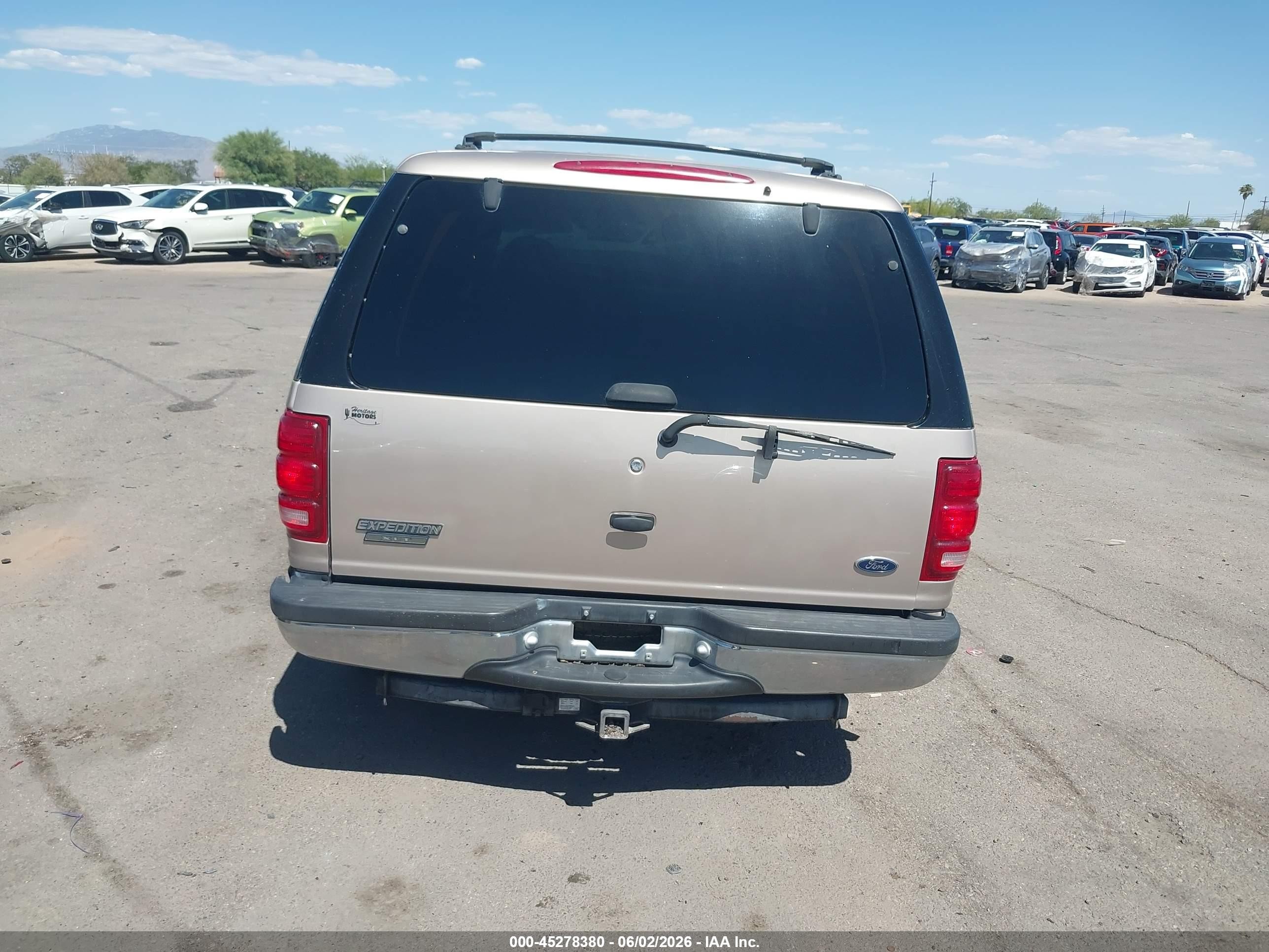 1998 Ford Expedition Eddie Bauer/xlt Tan vin: 1FMRU17L4WLC14252