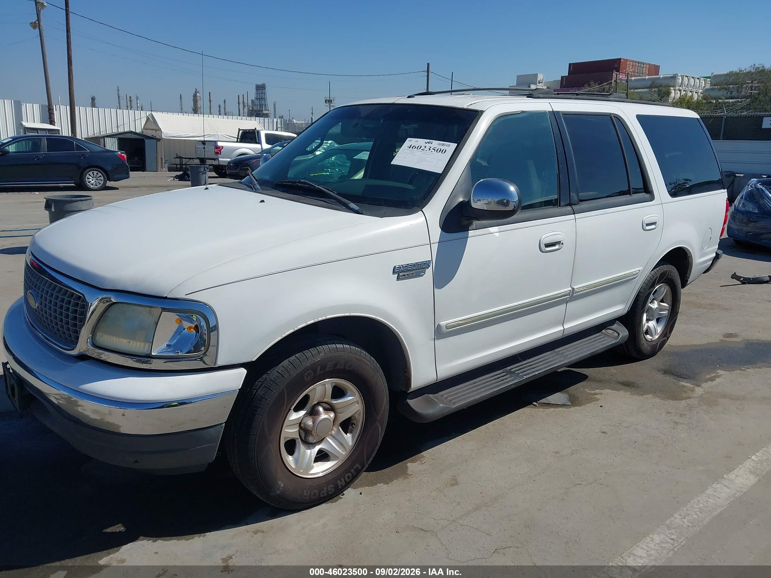 1999 Ford Expedition Eddie Bauer/xlt Белый vin: 1FMRU17L7XLA38198