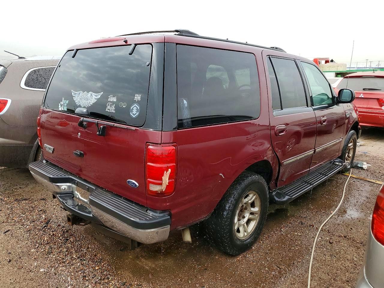 1999 Ford Expedition Maroon vin: 1FMRU17L7XLB64772