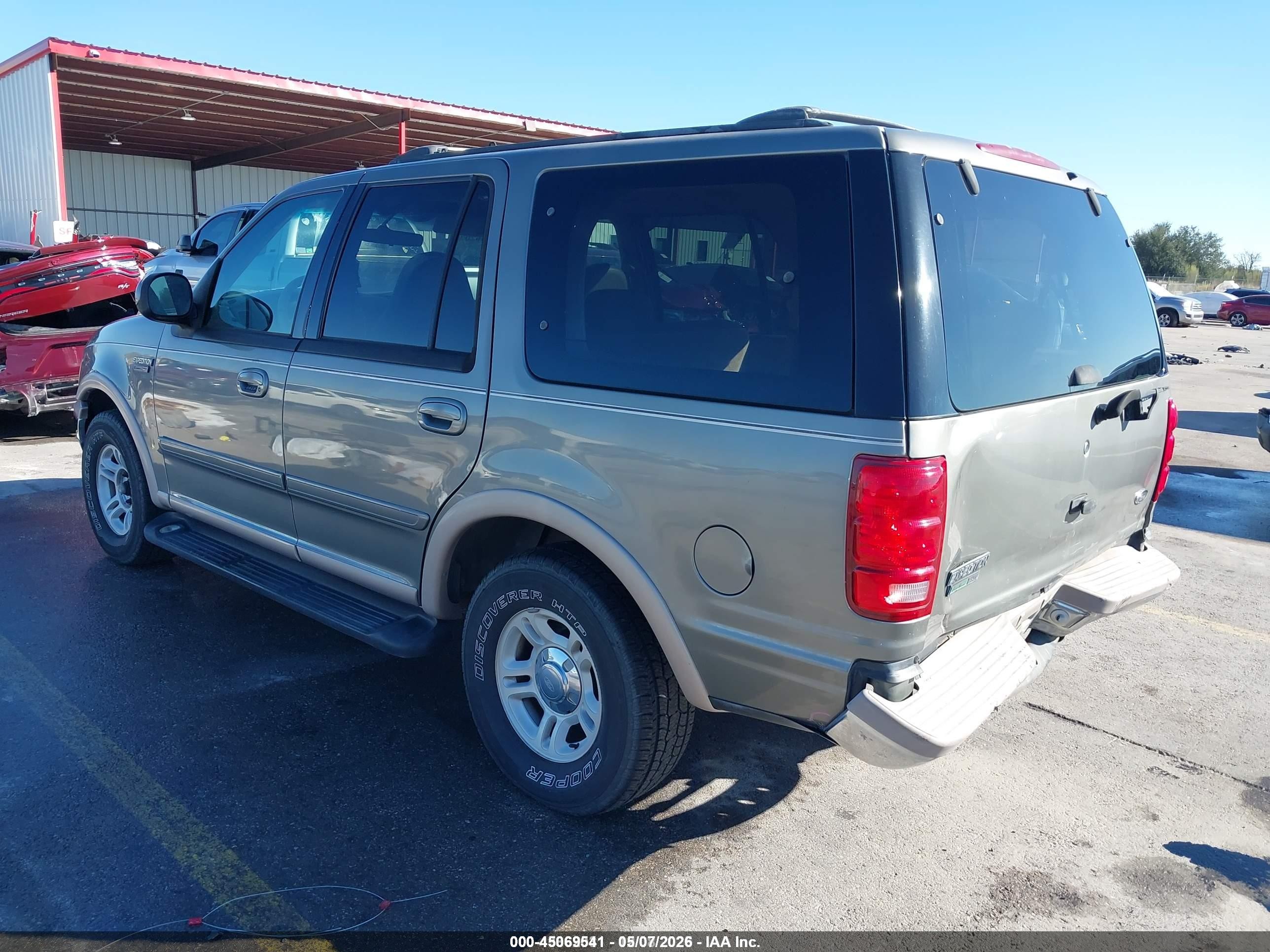 1999 Ford Expedition Eddie Bauer/xlt Gold vin: 1FMRU17L7XLC11797