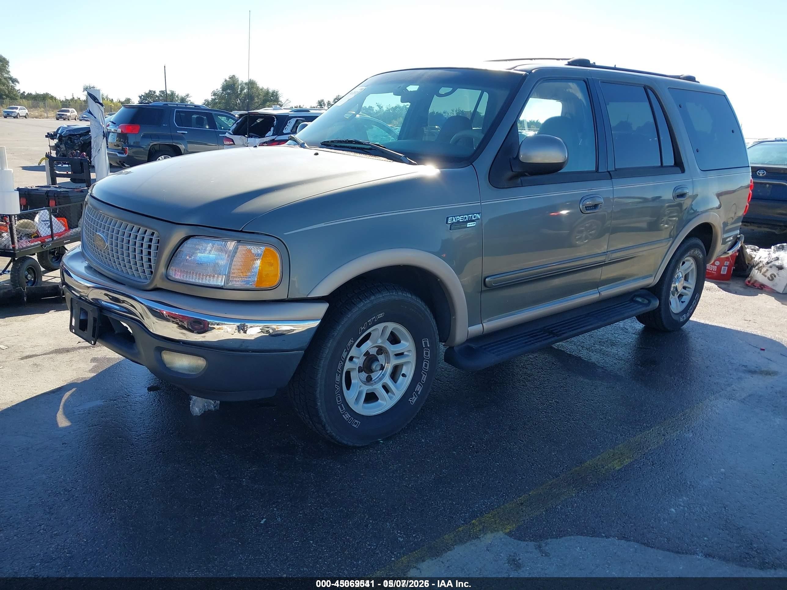1999 Ford Expedition Eddie Bauer/xlt Gold vin: 1FMRU17L7XLC11797