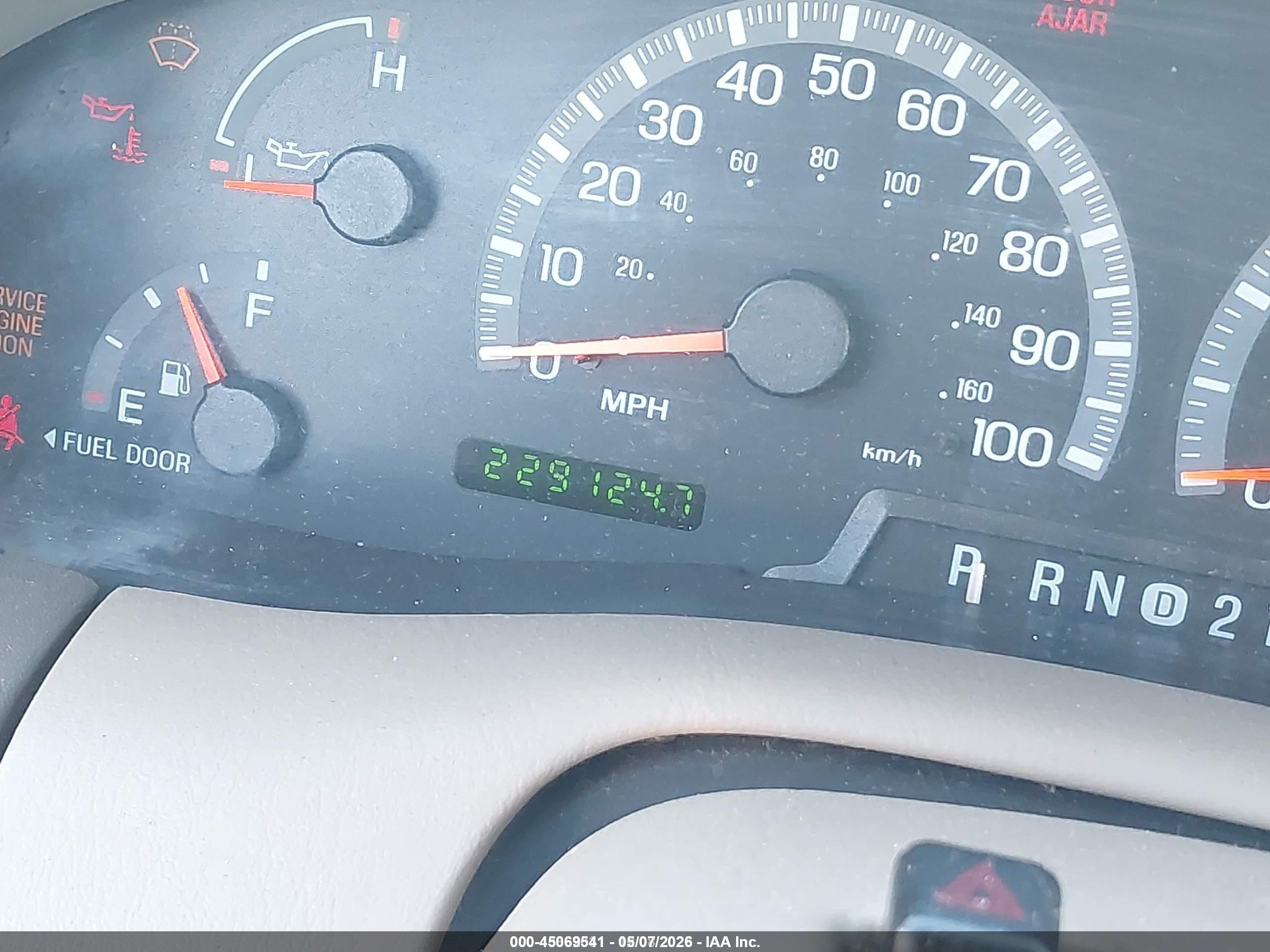 1999 Ford Expedition Eddie Bauer/xlt Gold vin: 1FMRU17L7XLC11797