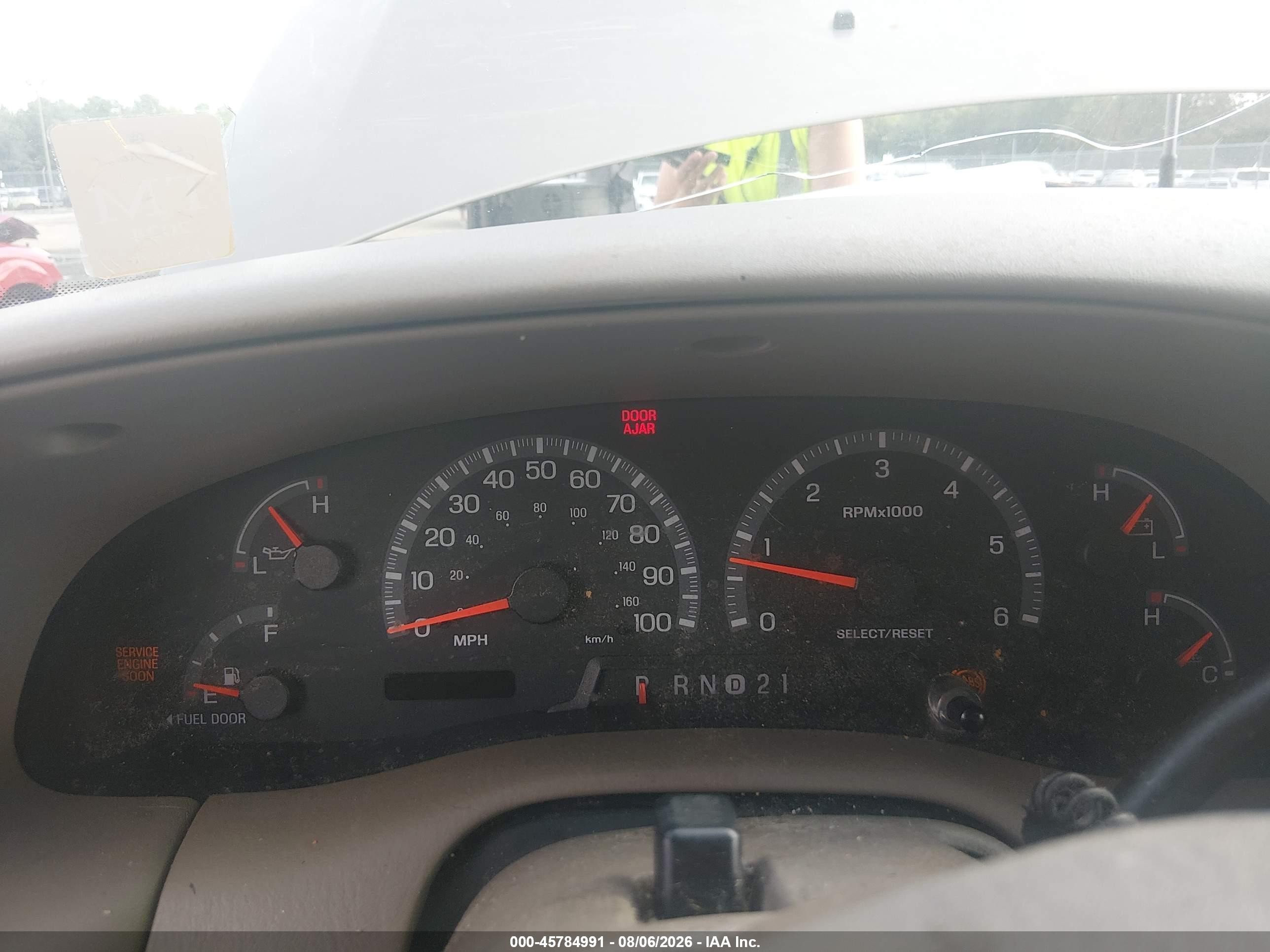 2002 Ford Expedition Eddie Bauer Gold vin: 1FMRU17L82LA68092