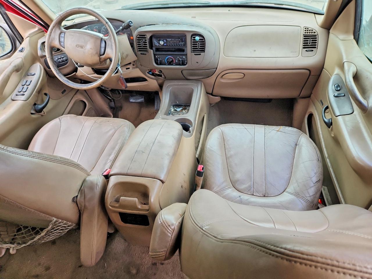 1998 Ford Expedition Red vin: 1FMRU17L9WLC08978