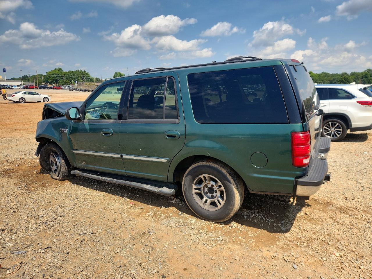 1999 Ford Expedition Зеленый vin: 1FMRU17L9XLA88911