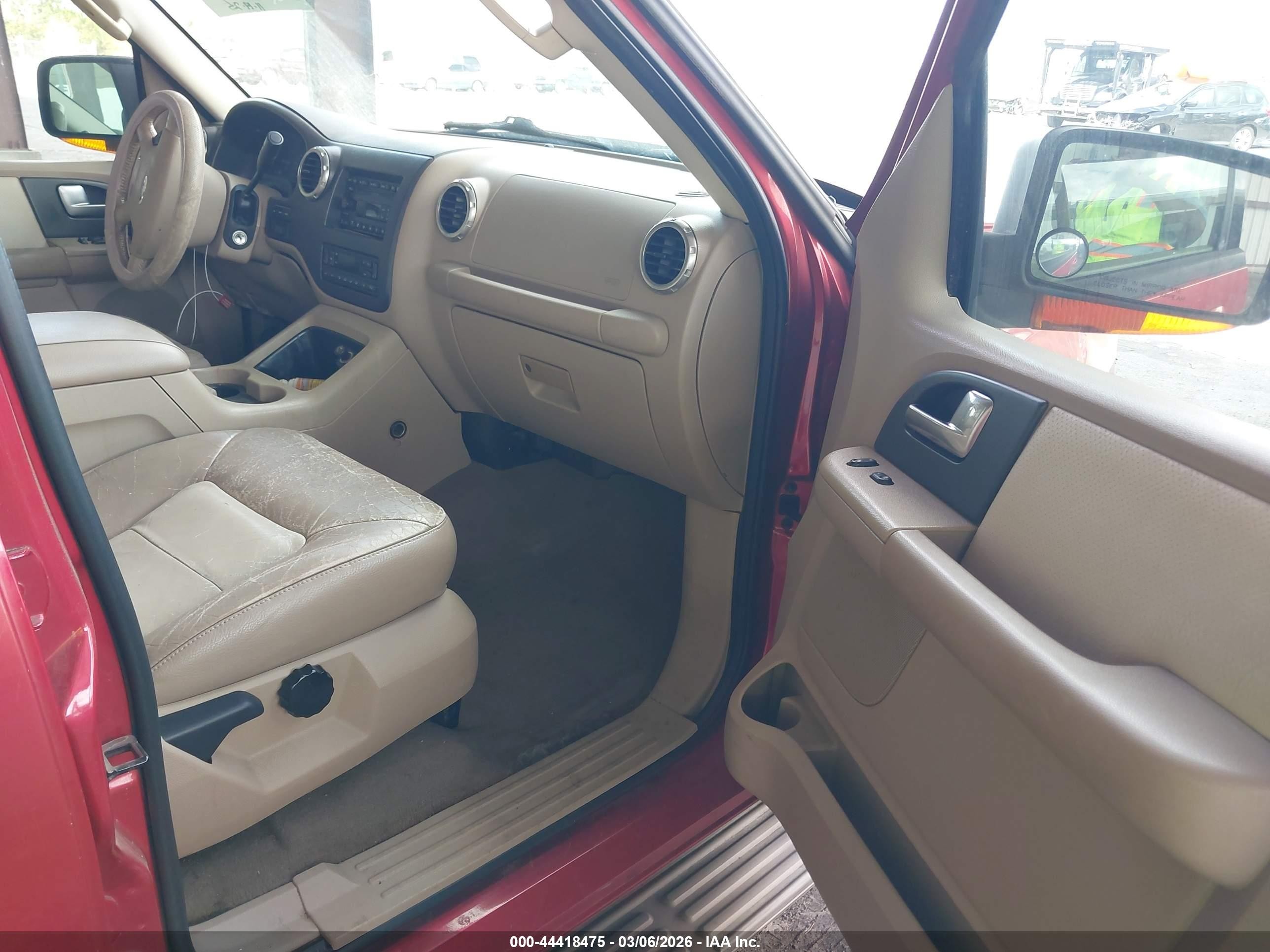 2003 Ford Expedition Eddie Bauer Red vin: 1FMRU17W03LB96807